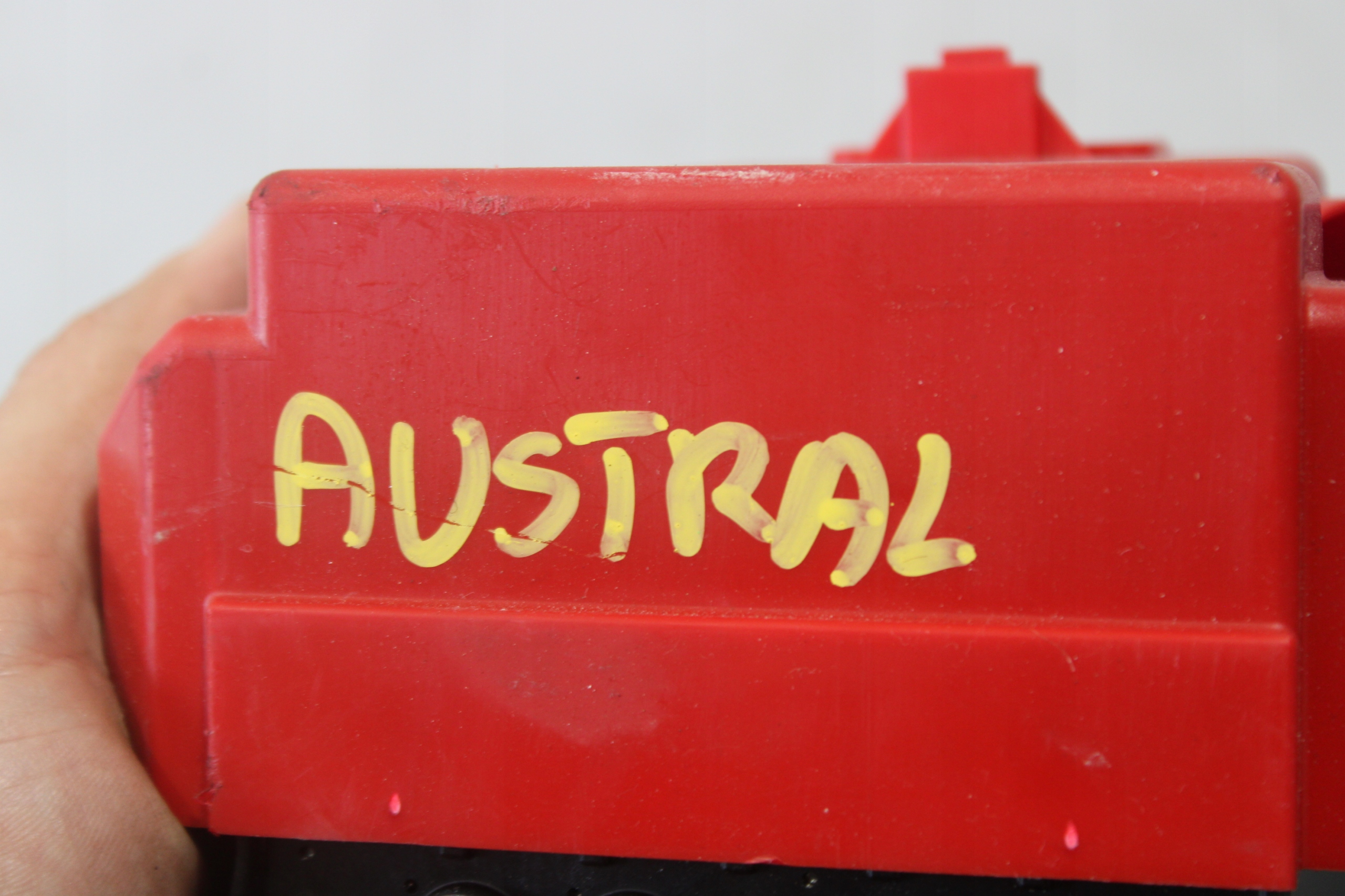 Klemme AKUMULATORA PLUS RENAULT AUSTRAL 403881896R