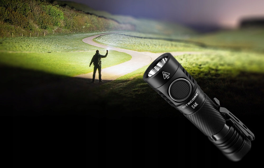 Nitecore Latarka E4K 4400lm Rodzaj klasyczna