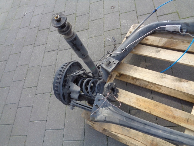 ZAWIESZENIE TYLNE BELKA OŚ RENAULT TWINGO III SMART A453 2014 ROK Jakość części (zgodnie z GVO) O - oryginał z logo producenta pojazdu (OE)