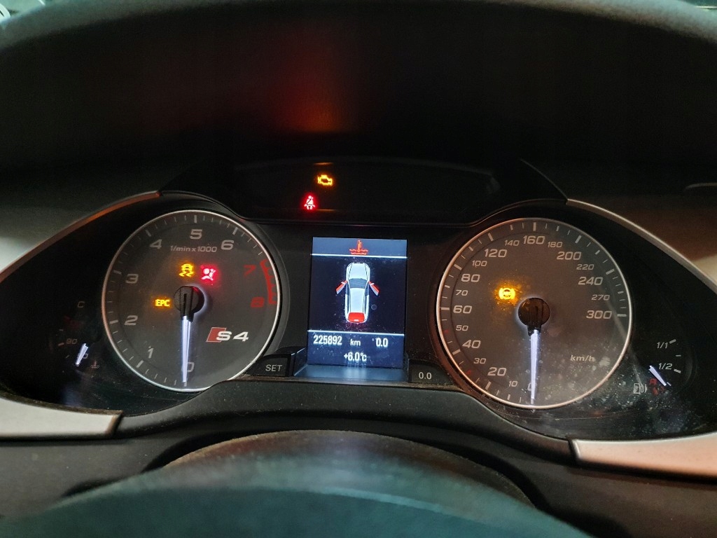 Audi S4 B8 2011r спидометр часы европа оригинал 8K0920931 супер состояние