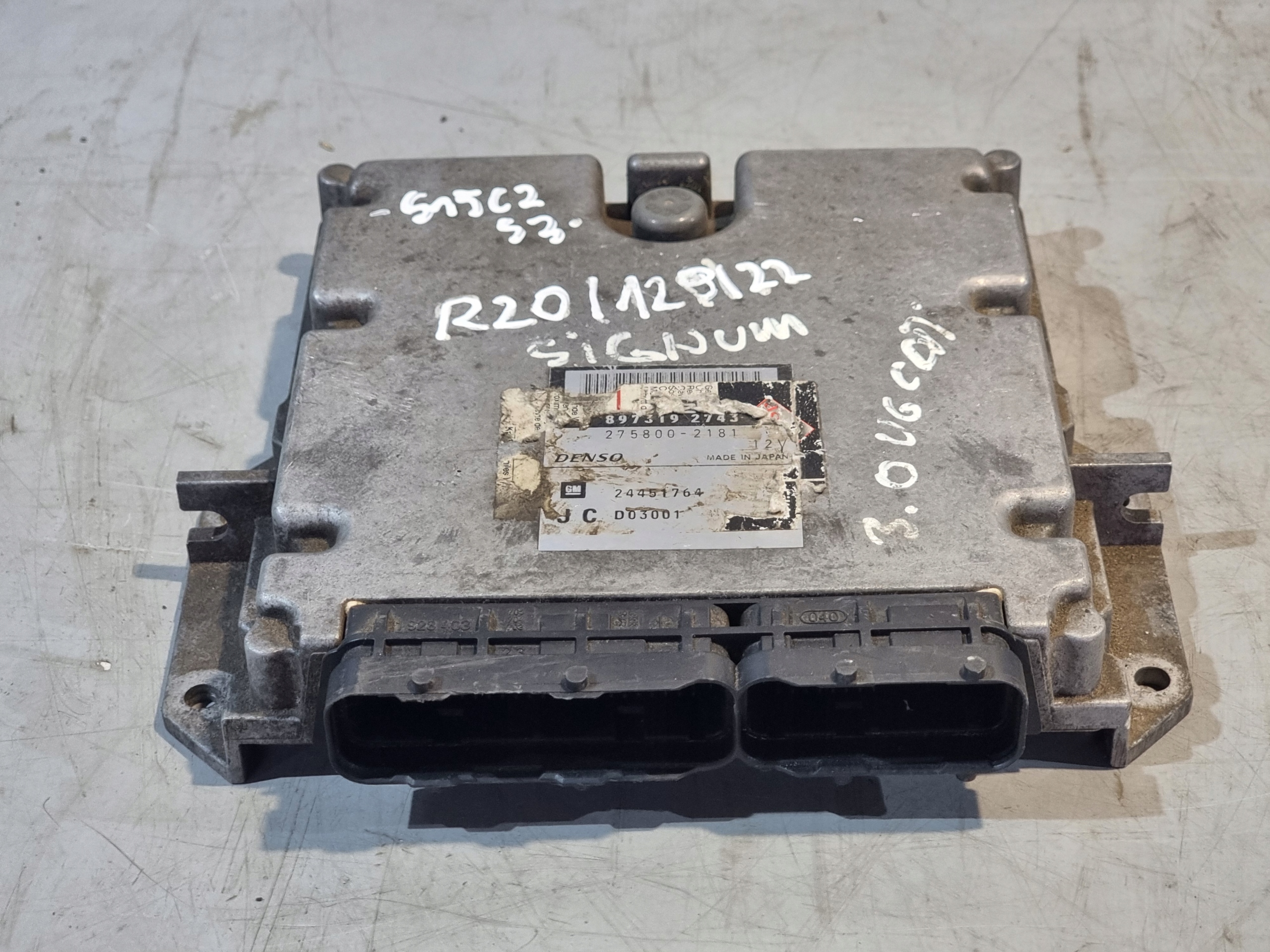 control unit computer of the engine OE 24451764 OPEL SIGNUM 3.0 CDTI 03r