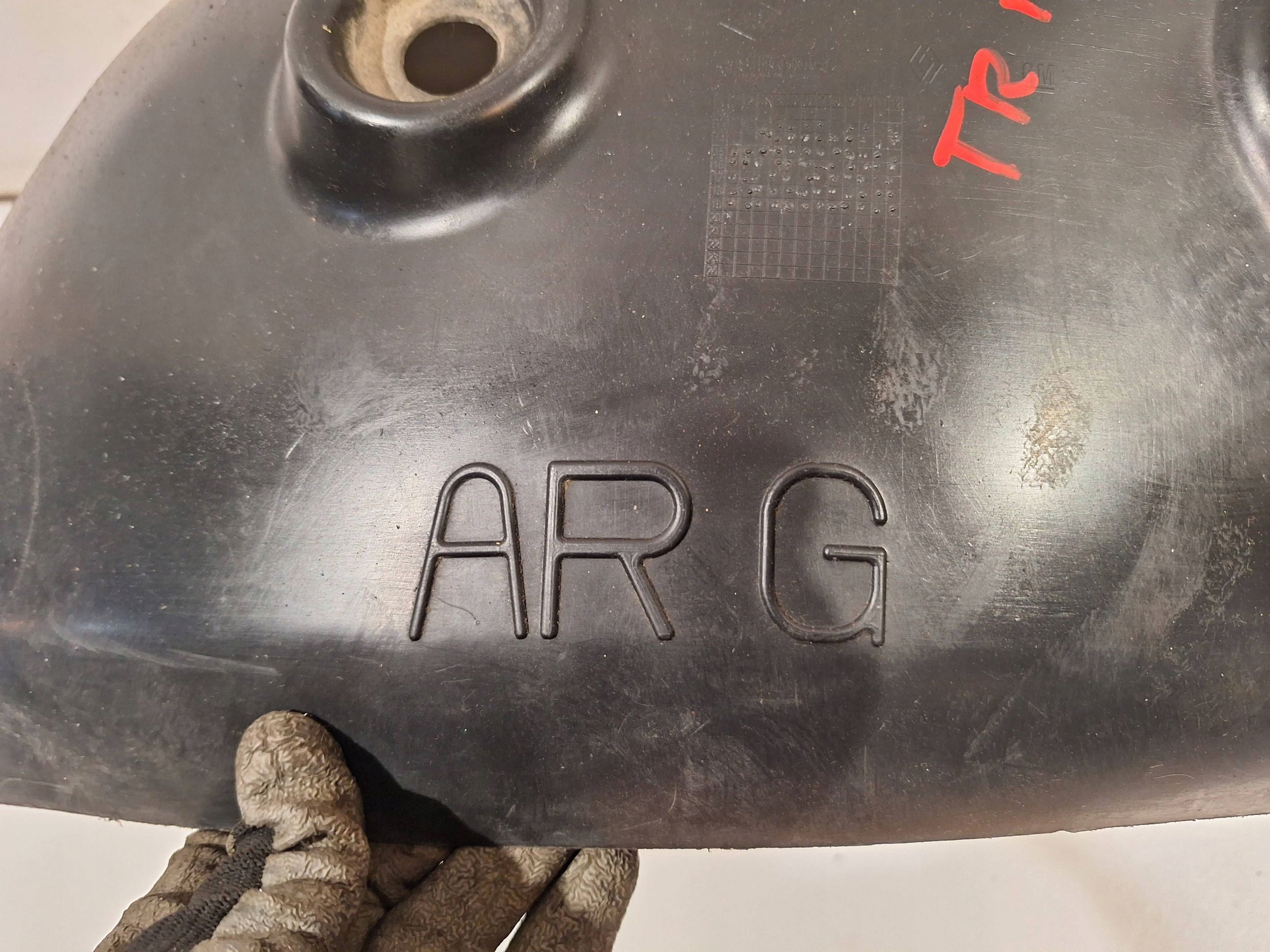 mudguard rear part left 93867908 RENAULT TRAFIC III VIVARO B 19