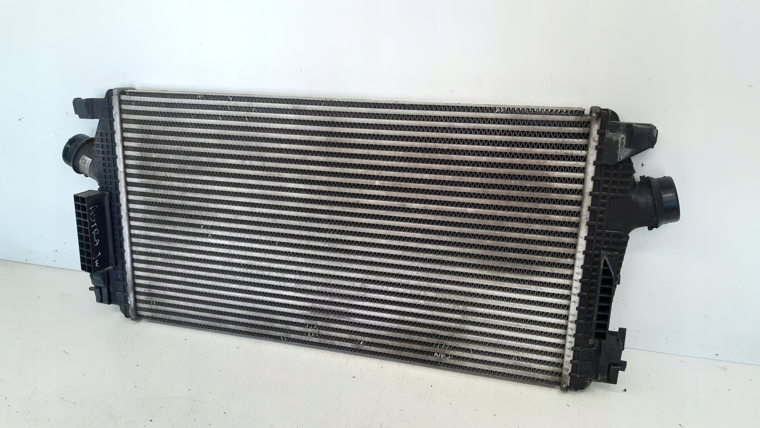 Kühler intercooler 13267647 Opel Astra J