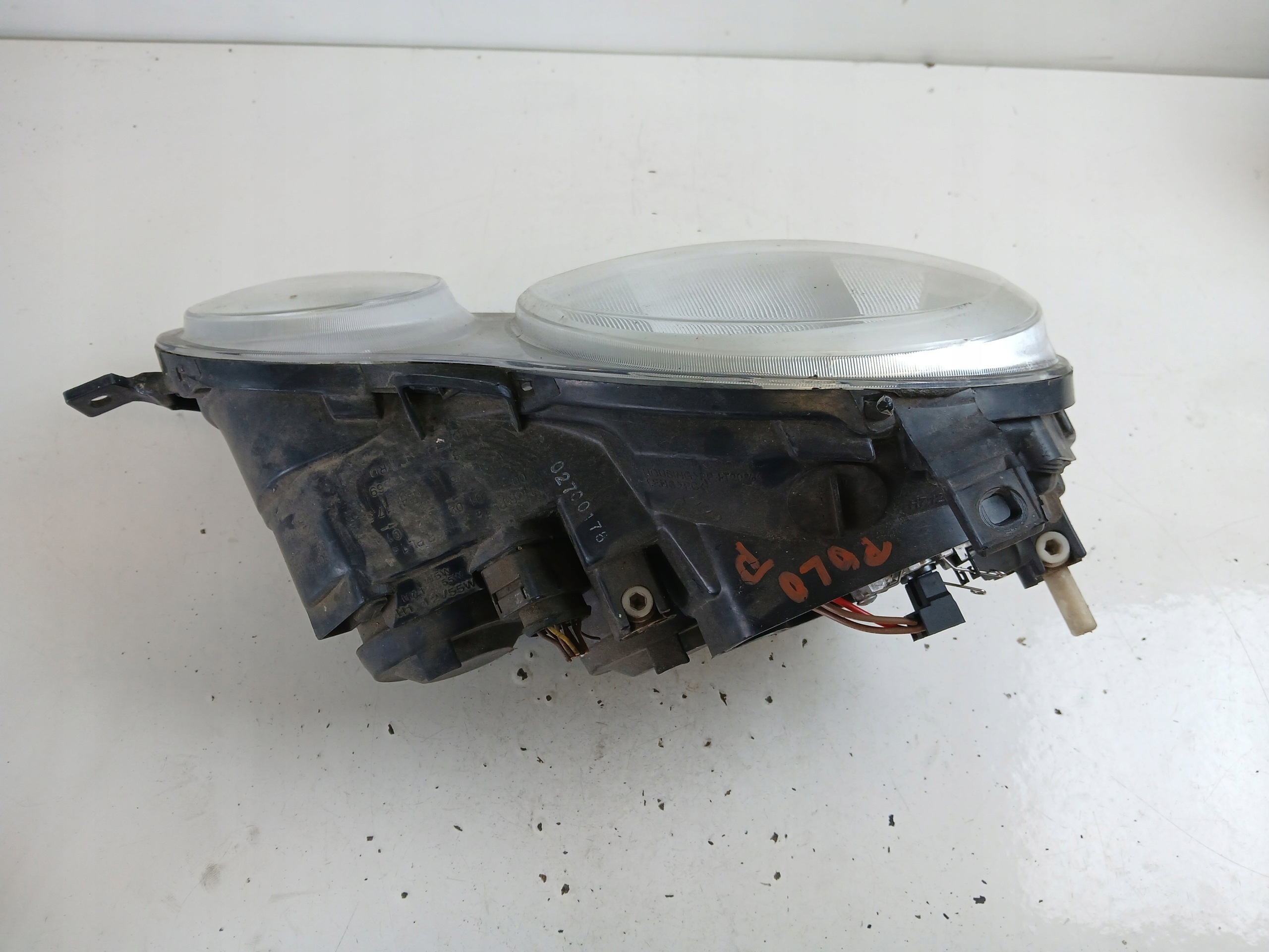 VW POLO 9N light right front