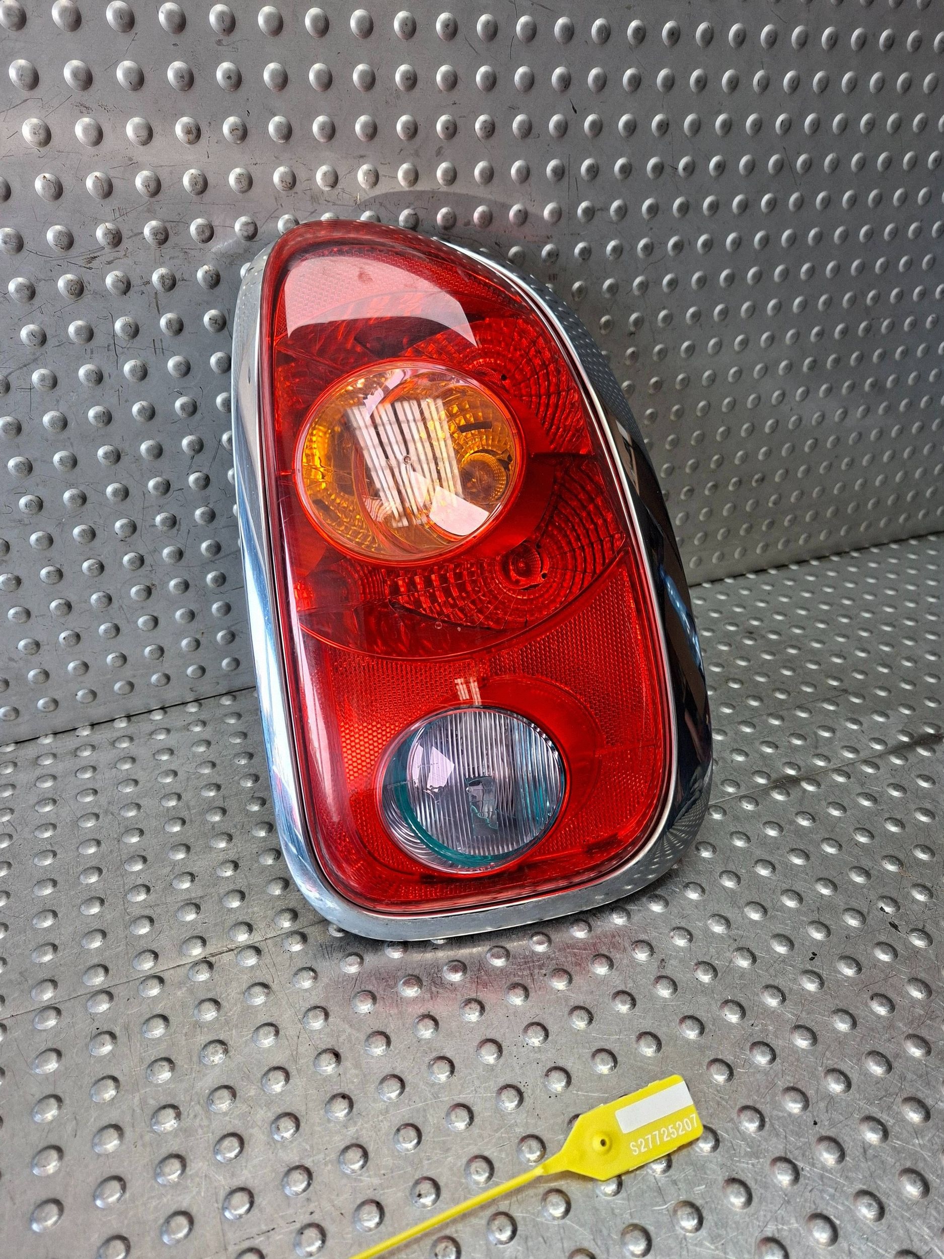 light rear part right MINI COOPER COUNTRYMAN R60 10-16 EU 9808150