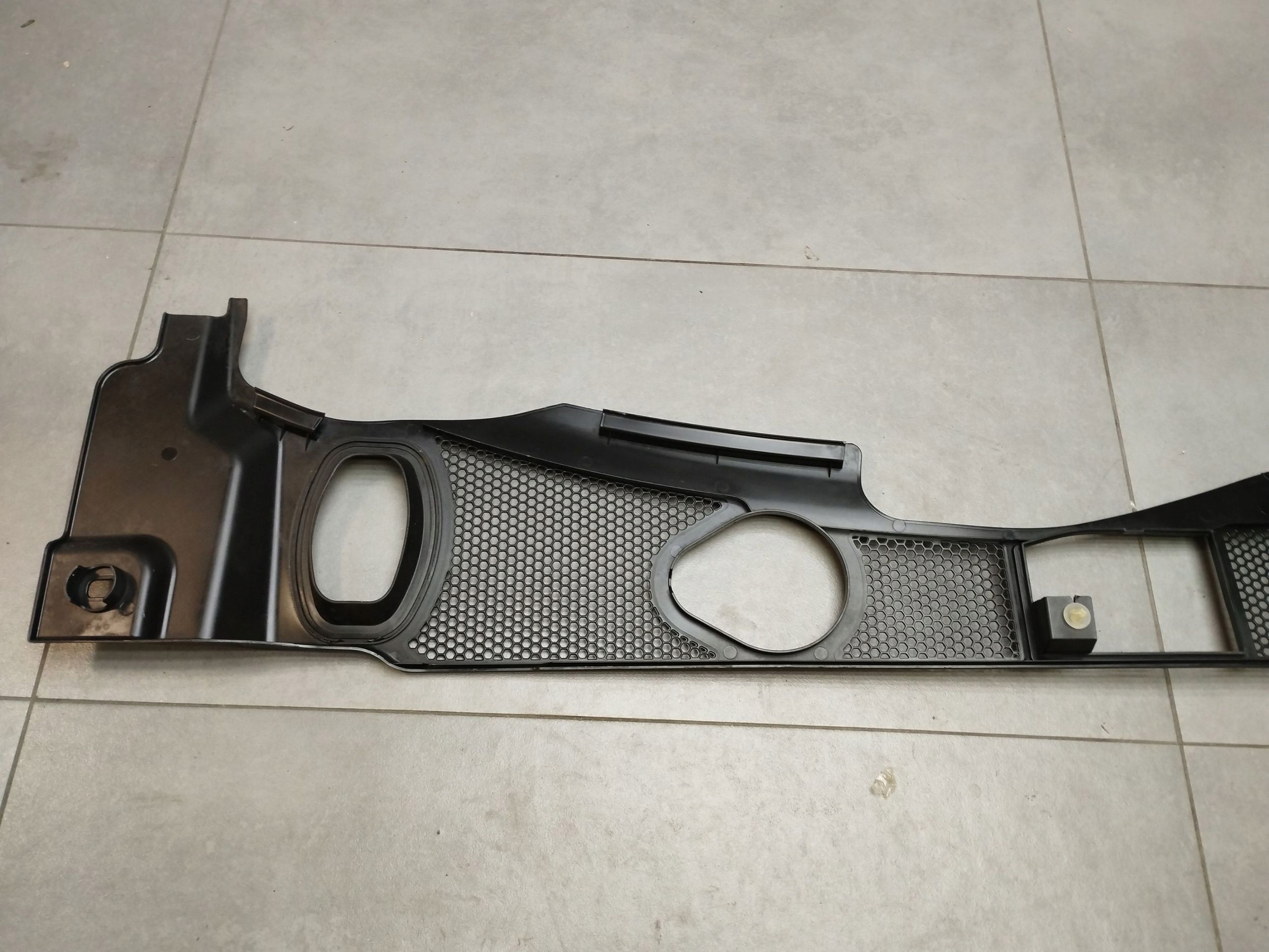 Audi A5 Sportback 8TA torpedo plastic 8K1819447B