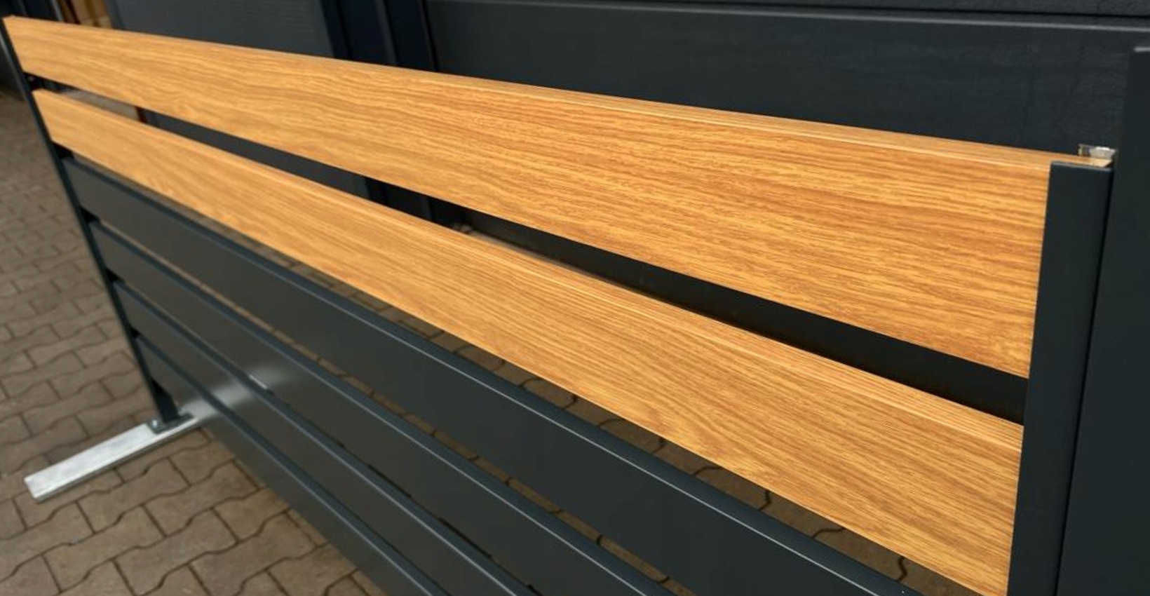 Profil Przęsła Panel Ogrodzenie Imitacja Drewna - Komplet Próbek Długość 100 cm