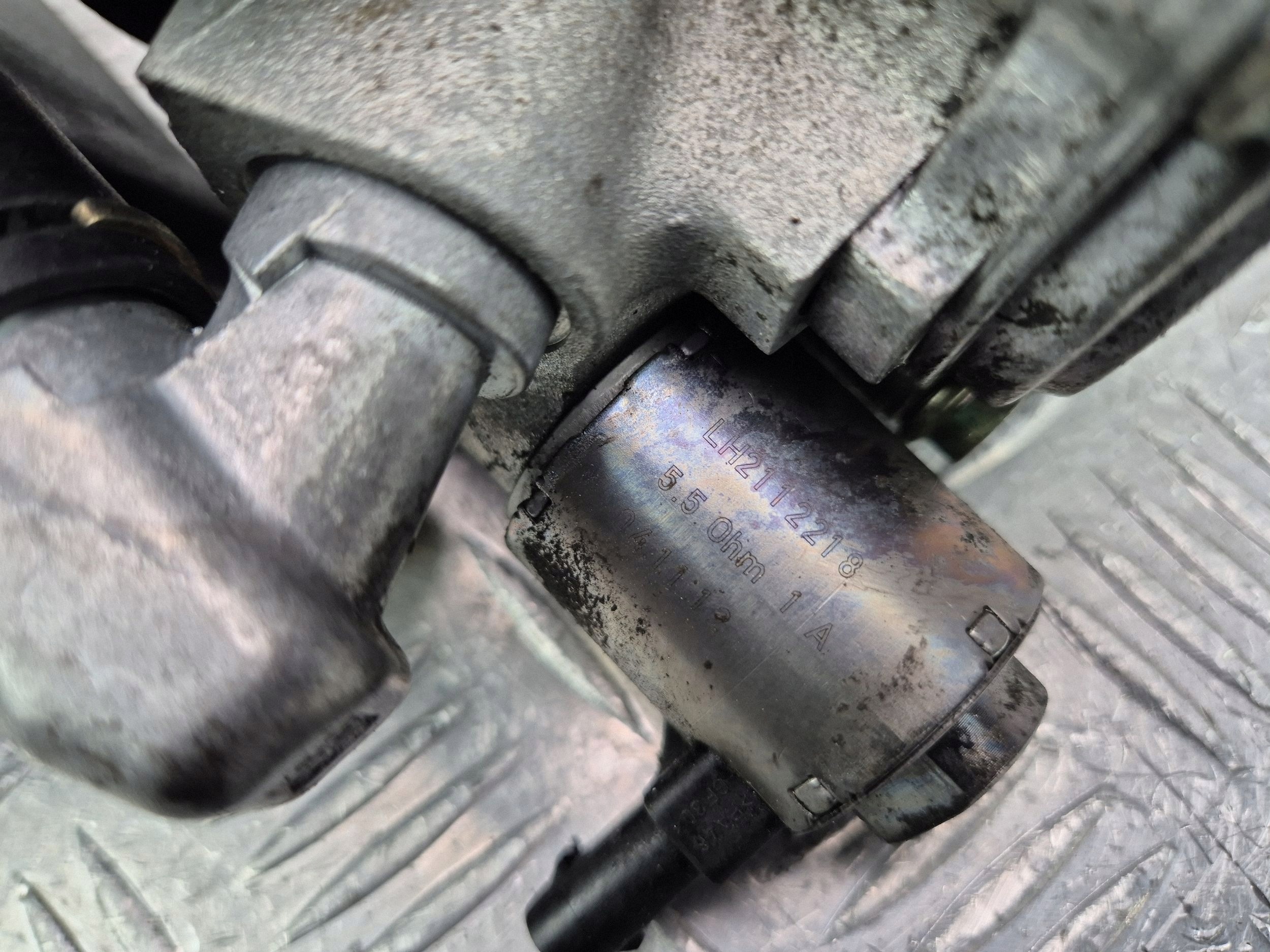 Mercedes E350 W211 pompe direction assistée 0044663601 M272.964