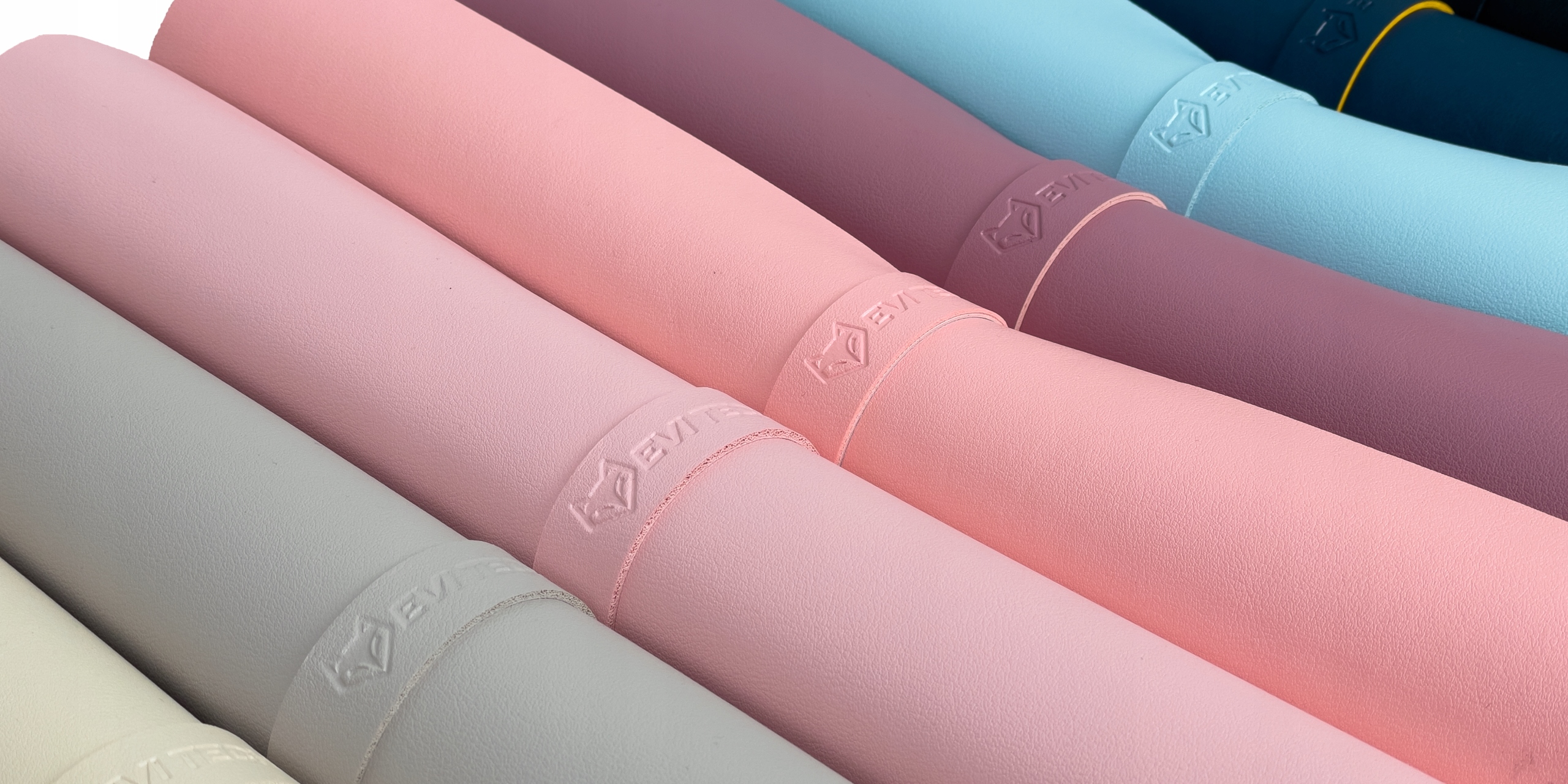 Mata ochronna na biurko DUŻA PODKŁADKA ANTYPOŚLIZGOWA POD MYSZKĘ 90X45 Szerokość produktu 90 cm