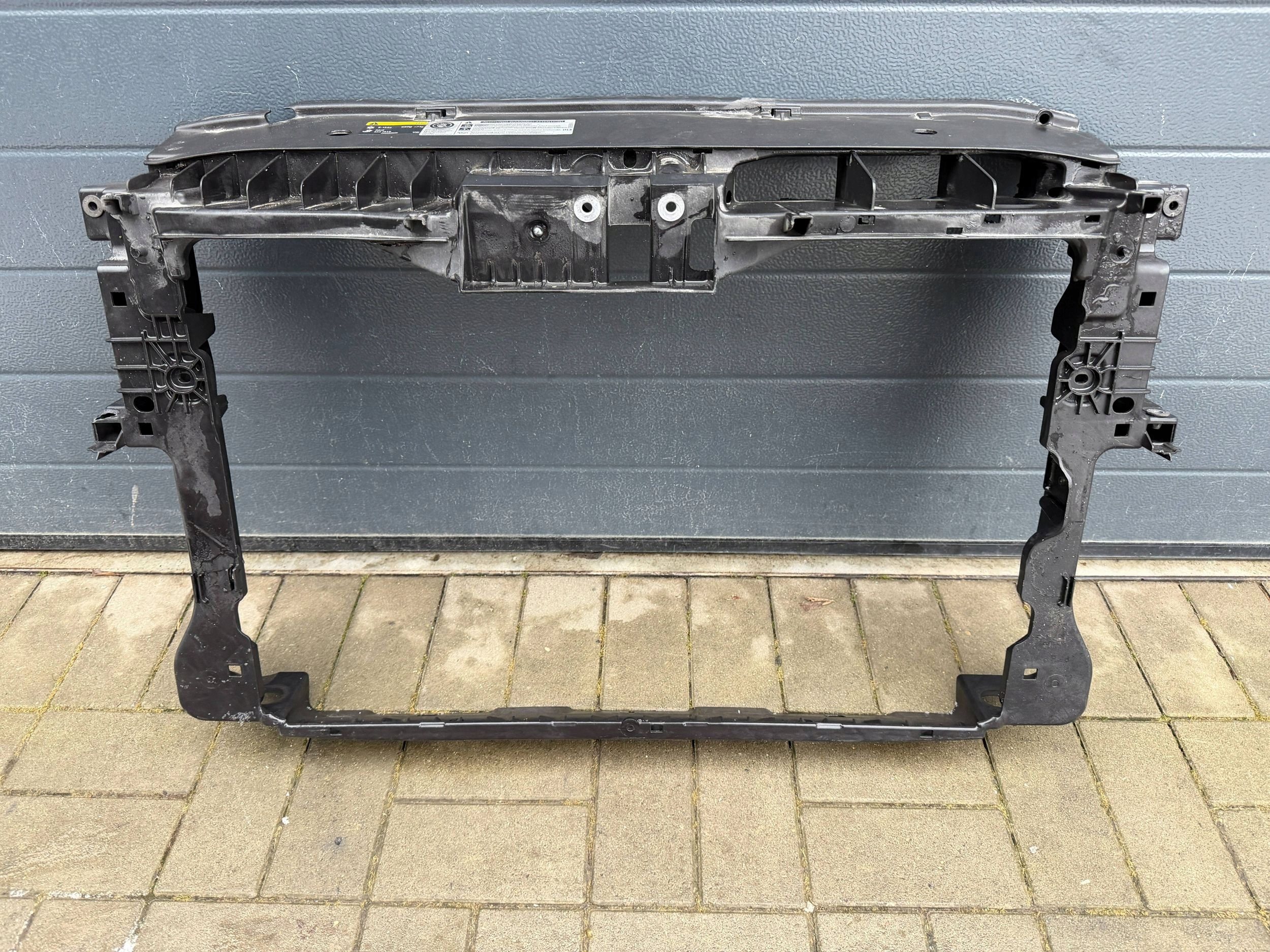 Vw Tiguan 1 and Lift 11- support panel for radiators pillar