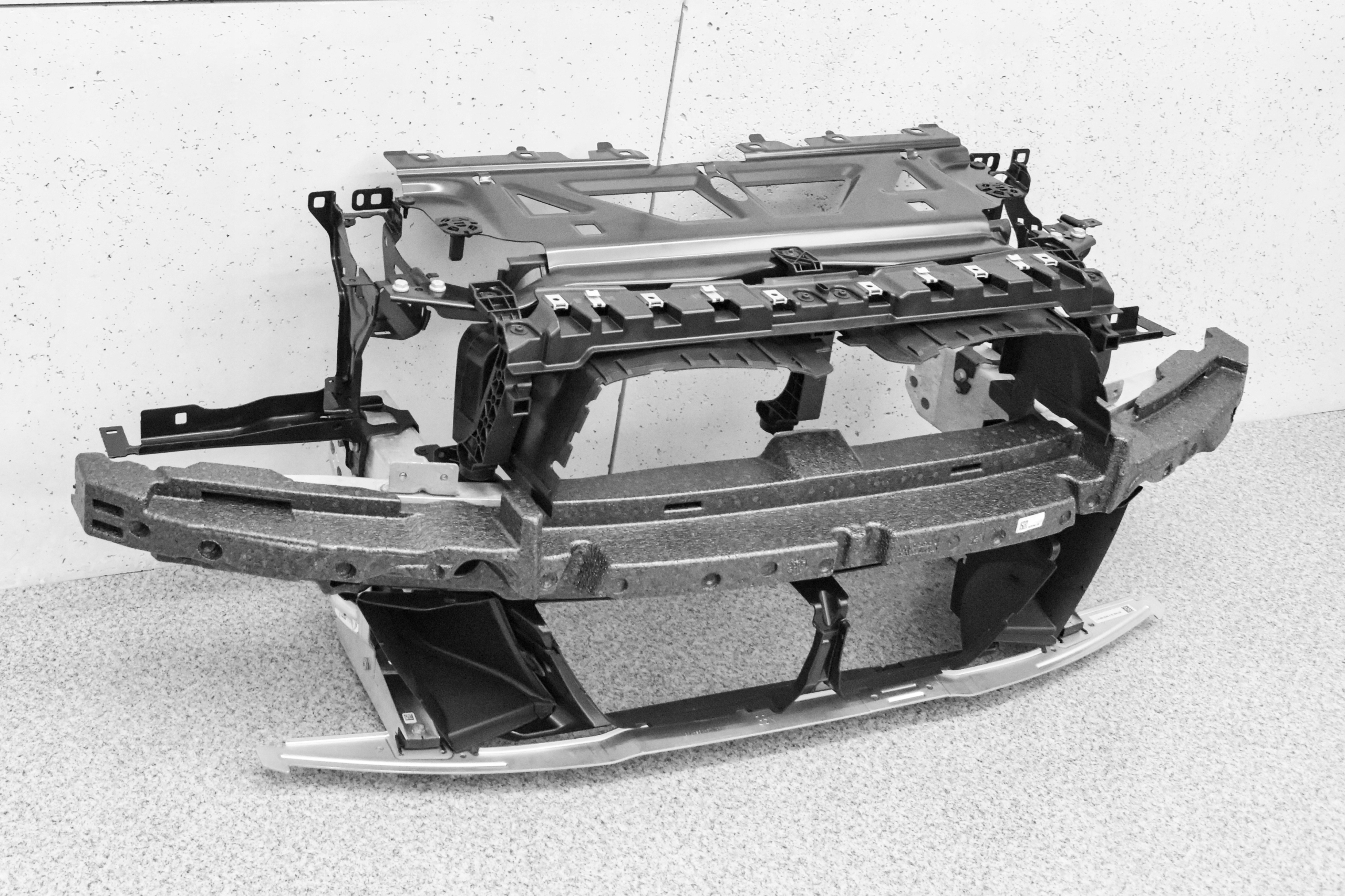 PAS PRZEDNI WZMOCNIENIE BELKA ABSORBER BMW M4 G82 G83 G80 Producent części BMW OE