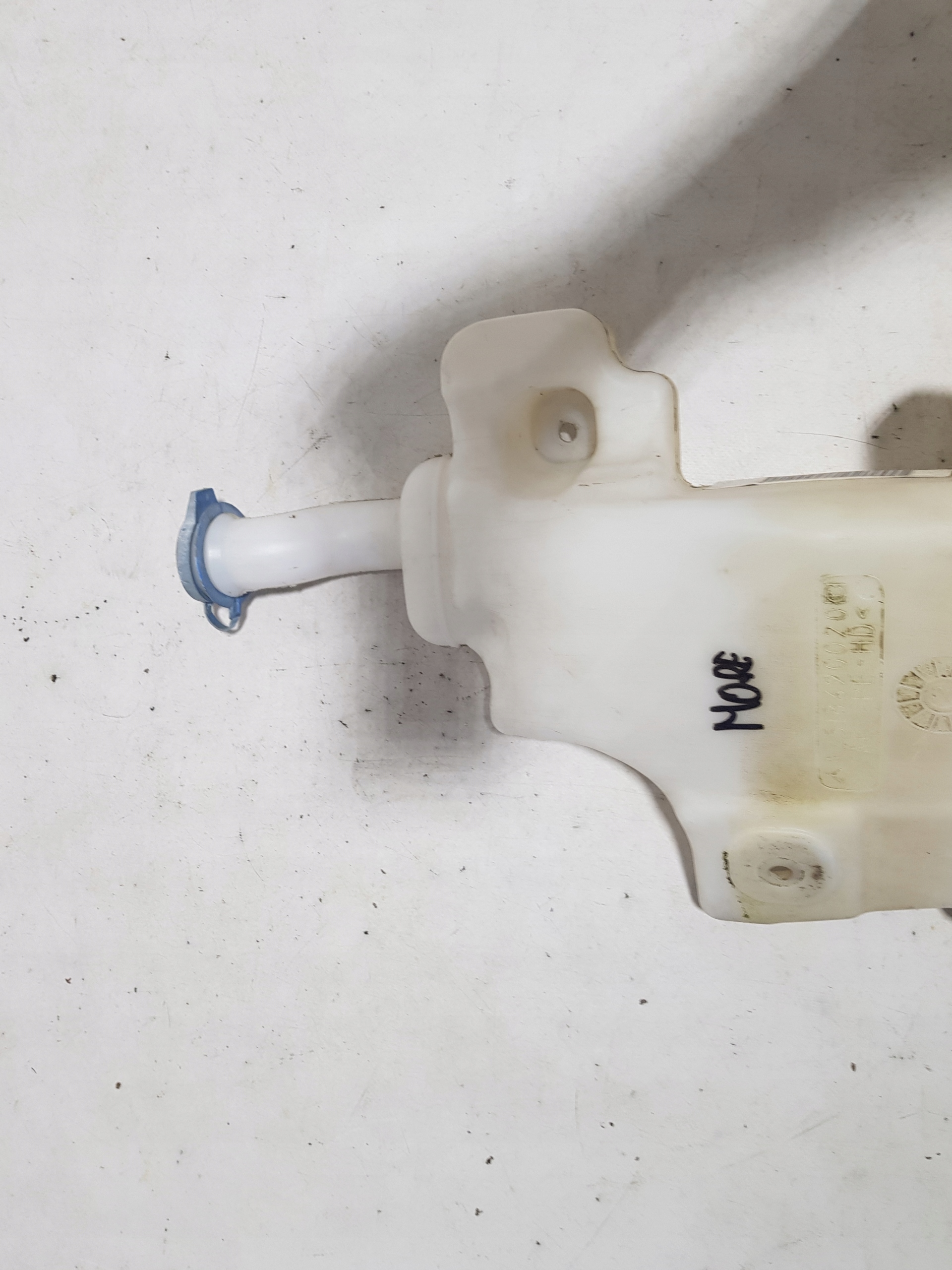 Behälter Spritzdüse MERCEDES W251 A2518690020