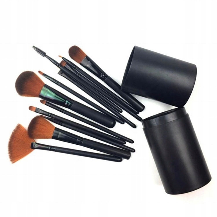 ZESTAW PĘDZLI DO MAKIJAŻU 12SZT +TUBA ETUI CZARNE Marka Deni Carte