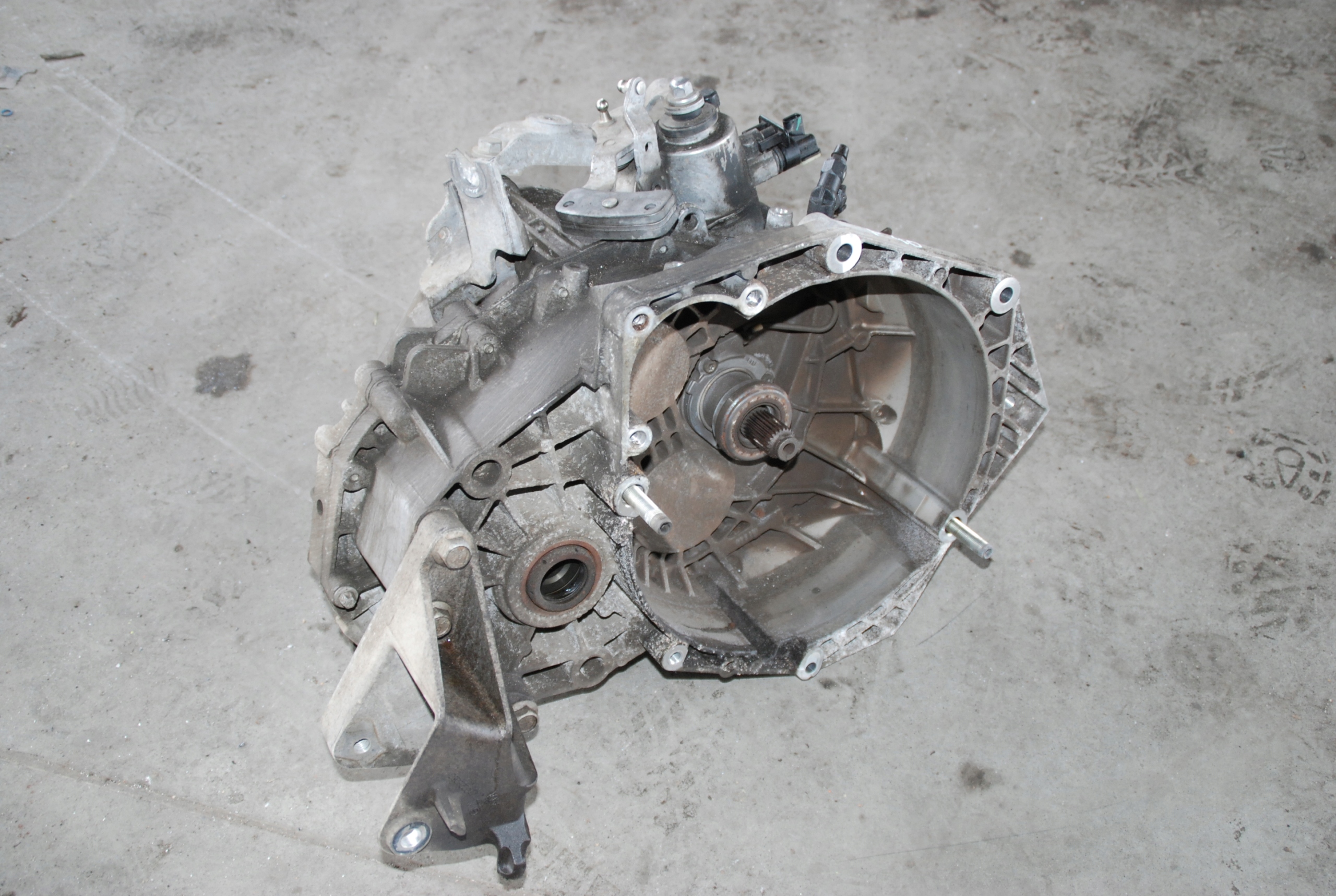 КОРОБКА BIEGOW INSIGNIA 2.0 CDTI F40 A20dth 4r/