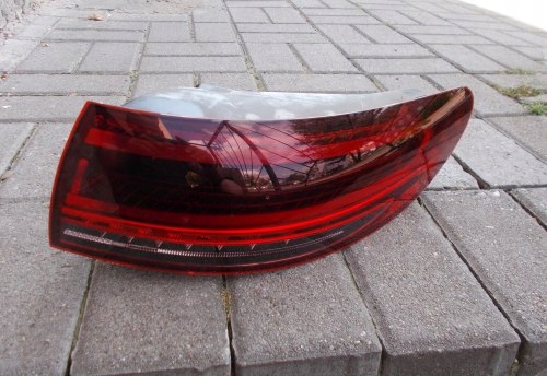 MERCEDES EQC N293 PRAWA TYLNA LAMPA ORYGINAŁ A2939062201