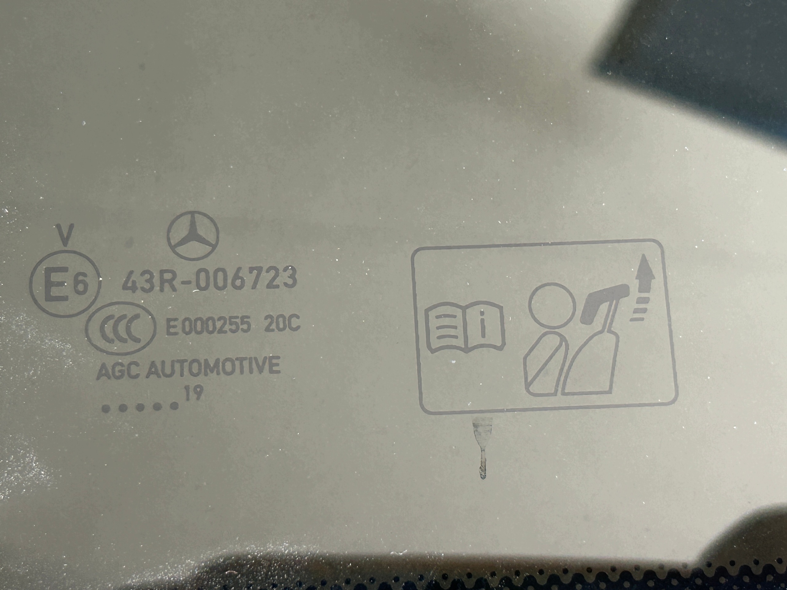 MERCEDES W177 window door left rear part triangular