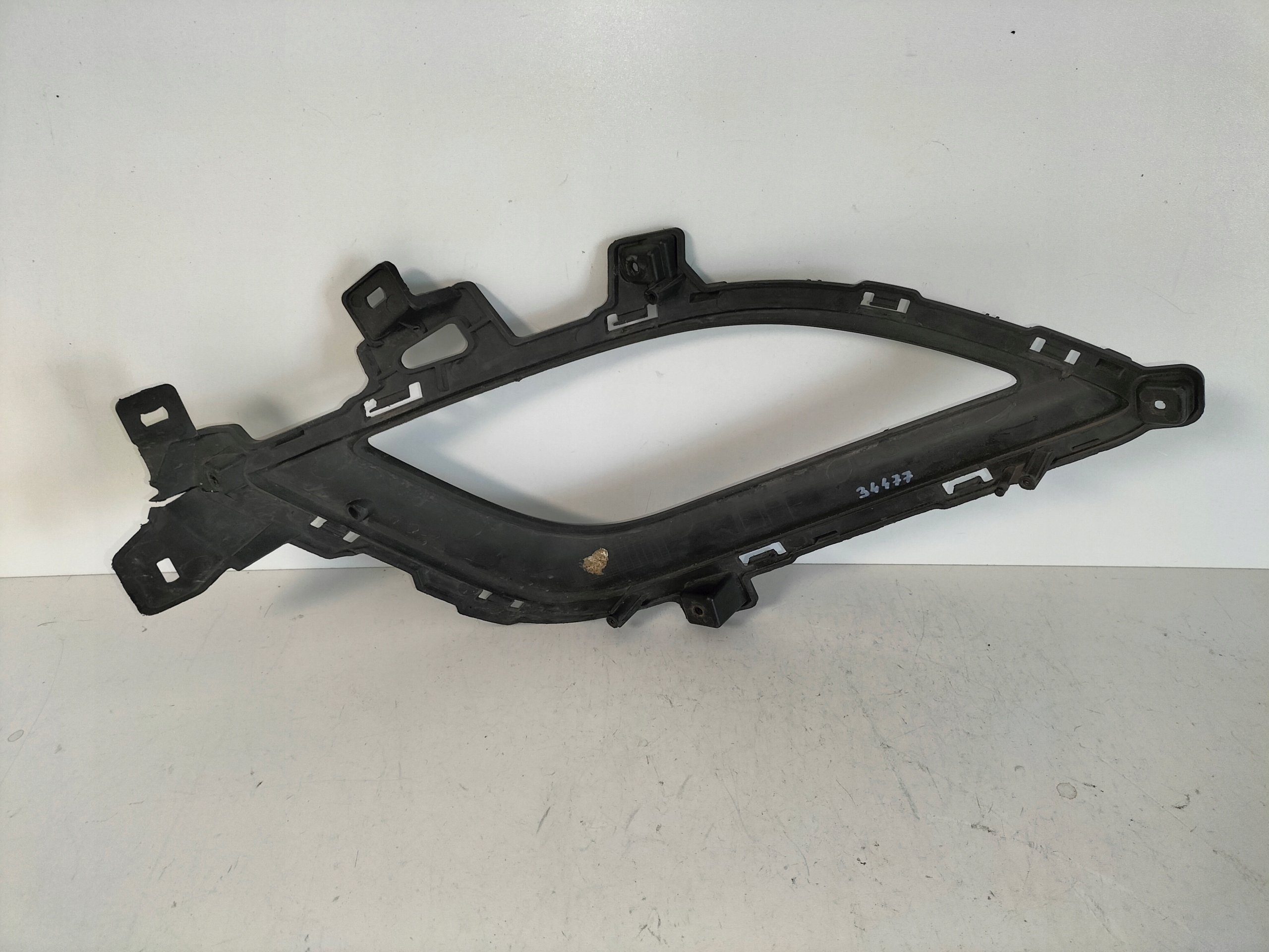 grille grid of a bumper front left HYUNDAI I30 II 12-17