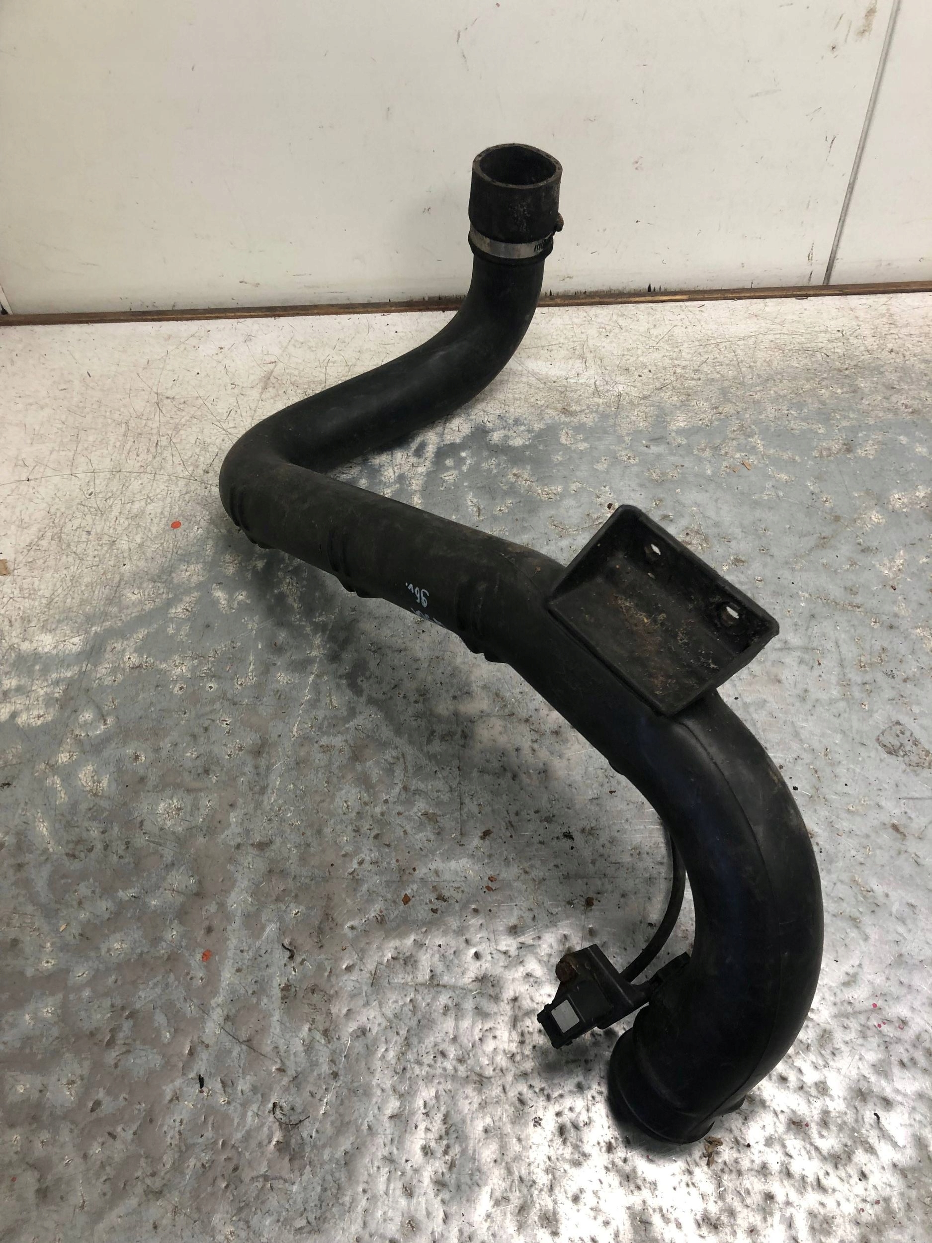 cijev prijenos interkulera MERCEDES SPRINTER W901 9015280308