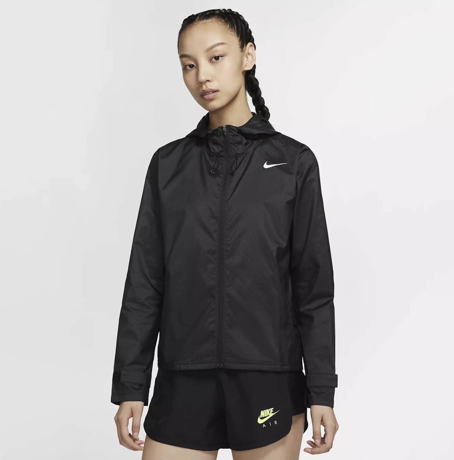 Dámská běžecká bunda Nike W Nk Essential Jacket CU3217-010 Vel M