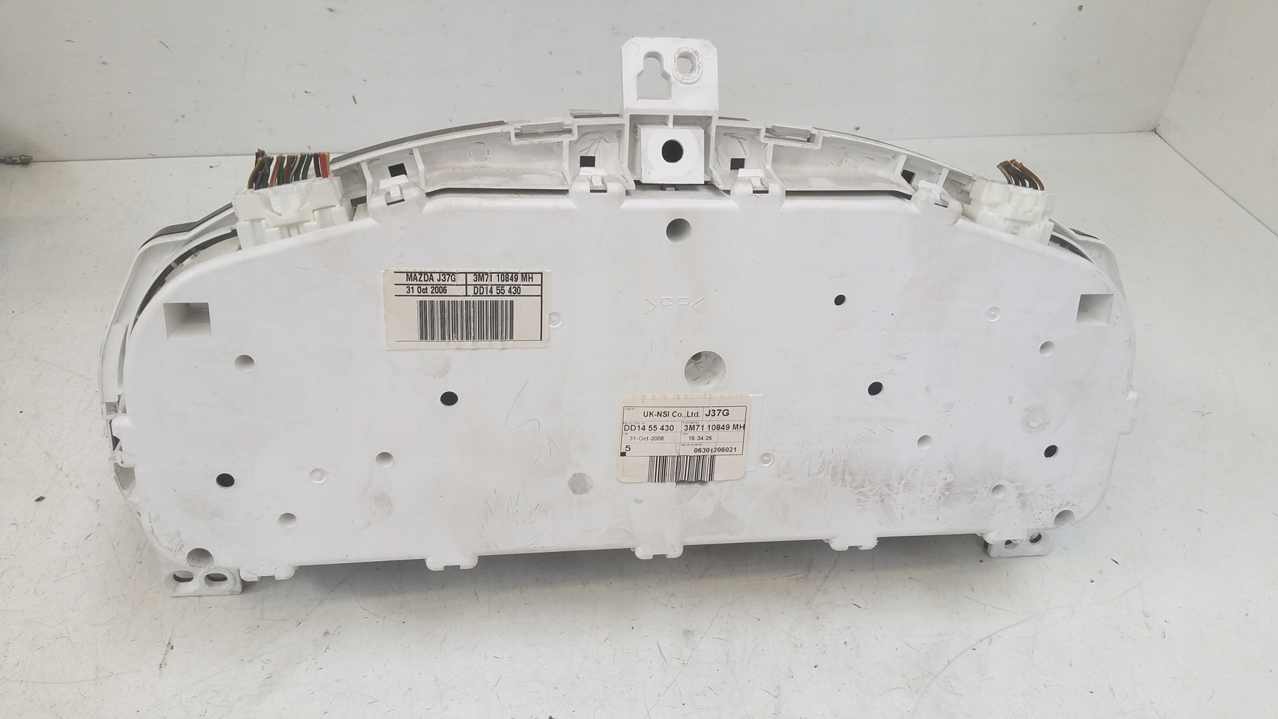 dials 3M7110849MH Mazda 2 DY