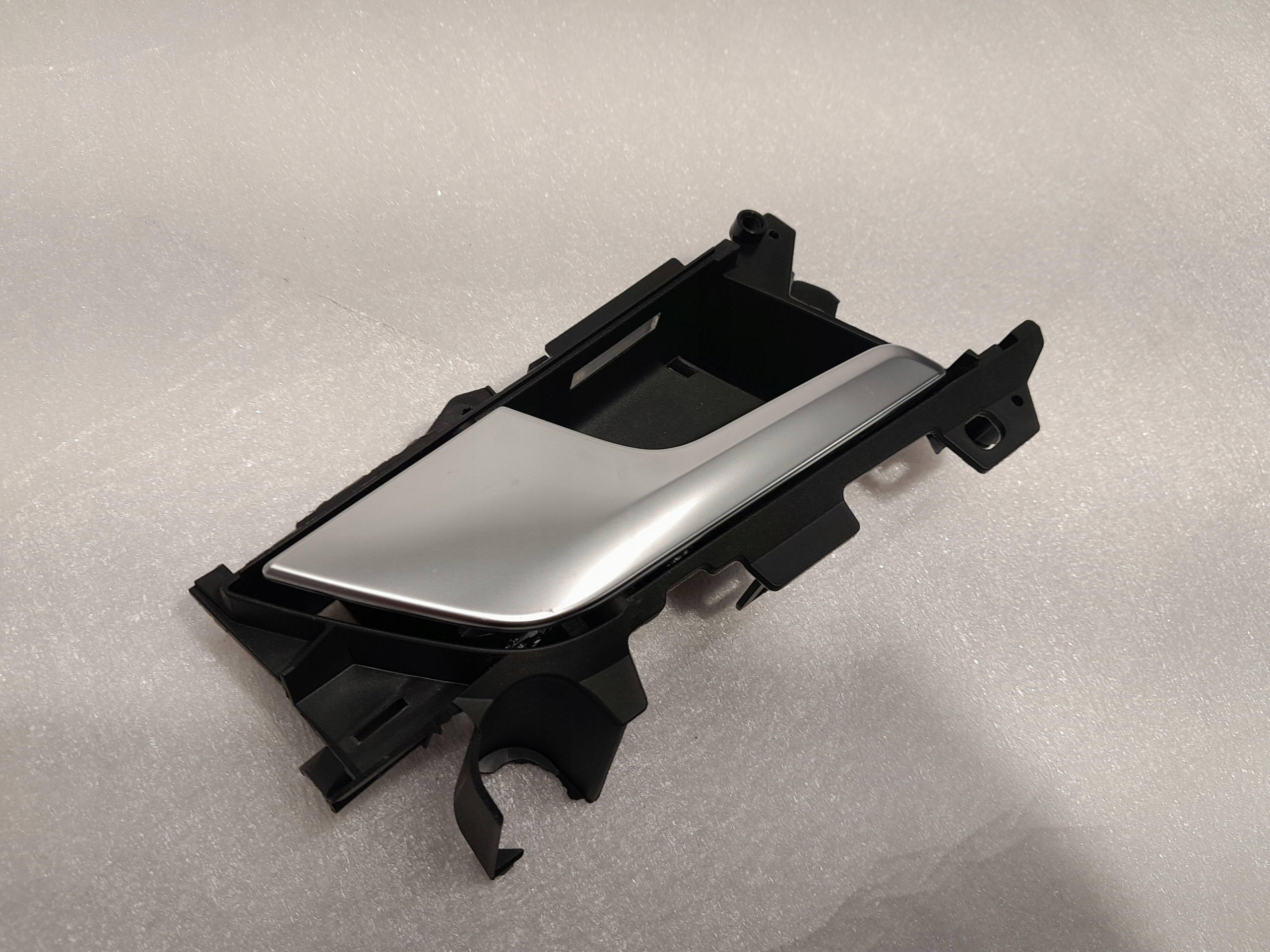 AUDI A4 B9 LIFT handle inner left rear part 8W0839019A