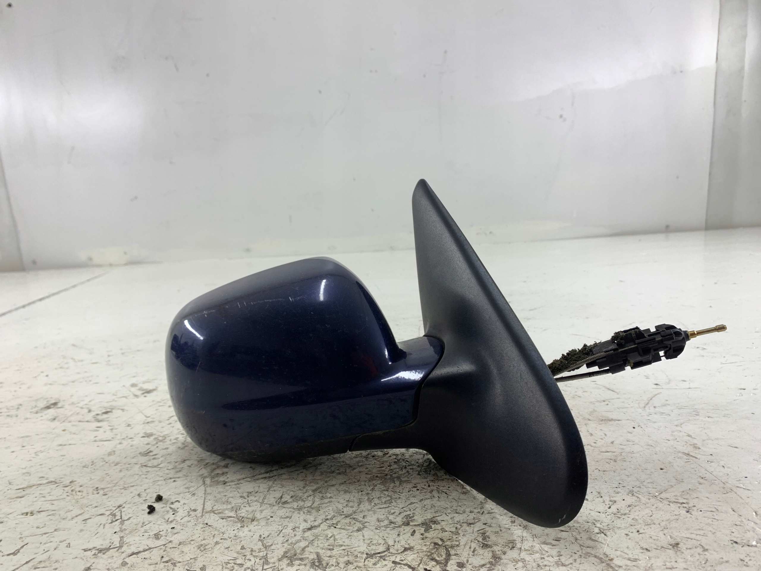 SEAT TOLEDO II mirror right LB5N manually