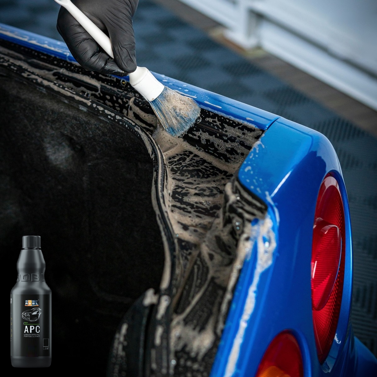 UNIWERSALNY ŚRODEK CZYSZCZĄCY ADBL APC 500 ml MOCNY NIEZAWODNY EAN (GTIN) 5902729000666