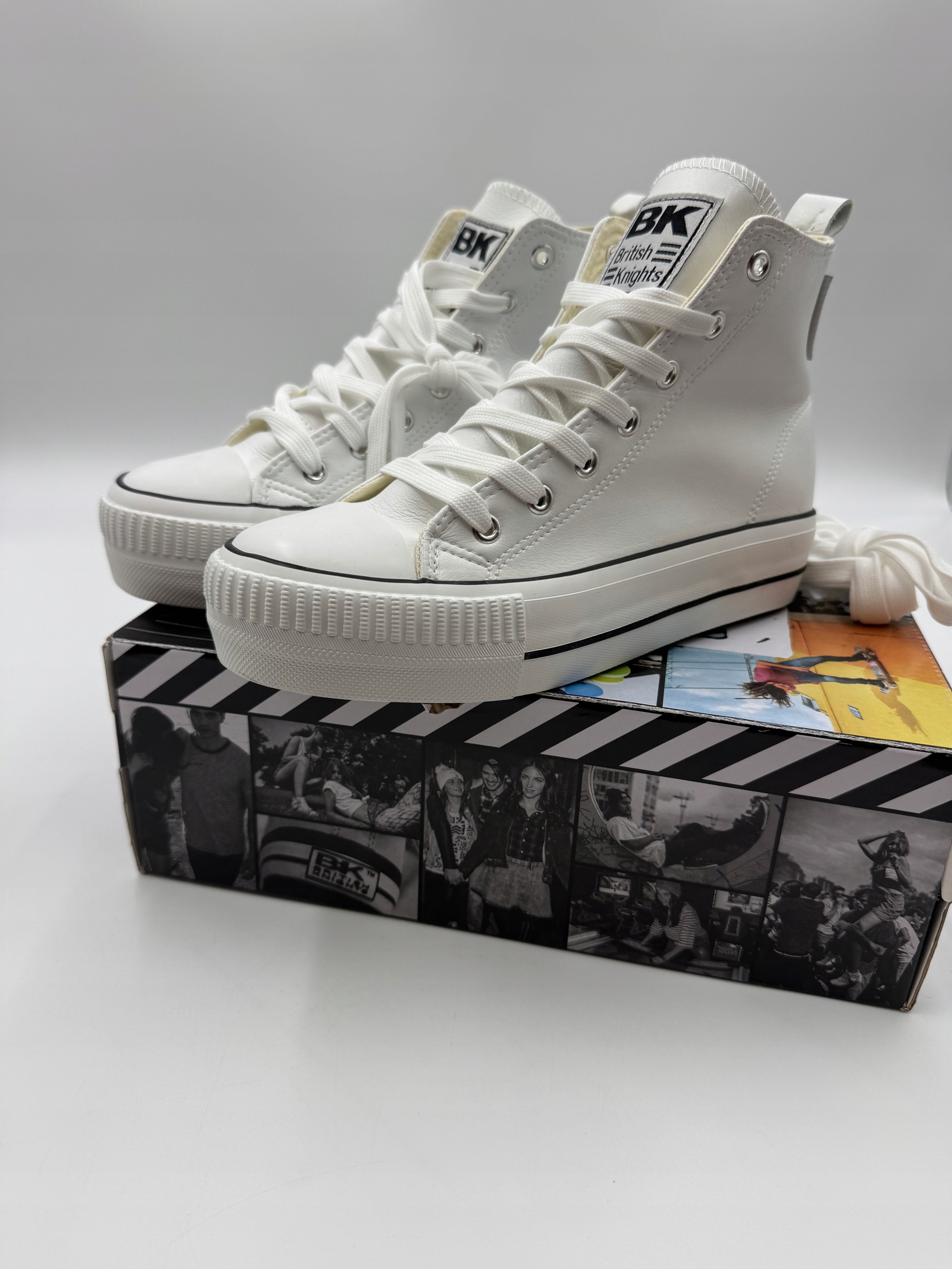 vysoké tenisky na platformě jsou model značky British Knights 39