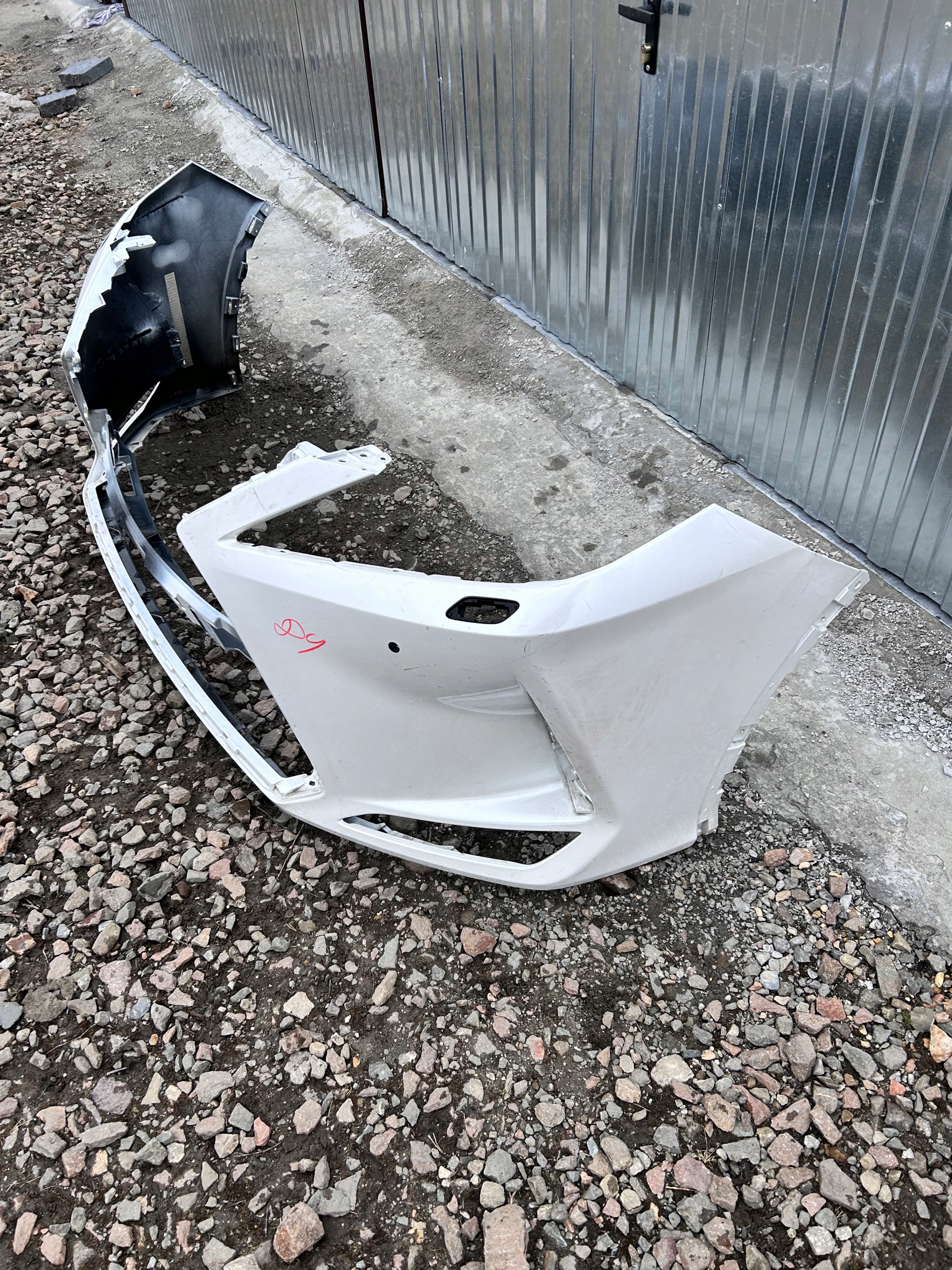 front bumper LEXUS RX IV 19- LIFT nr.84