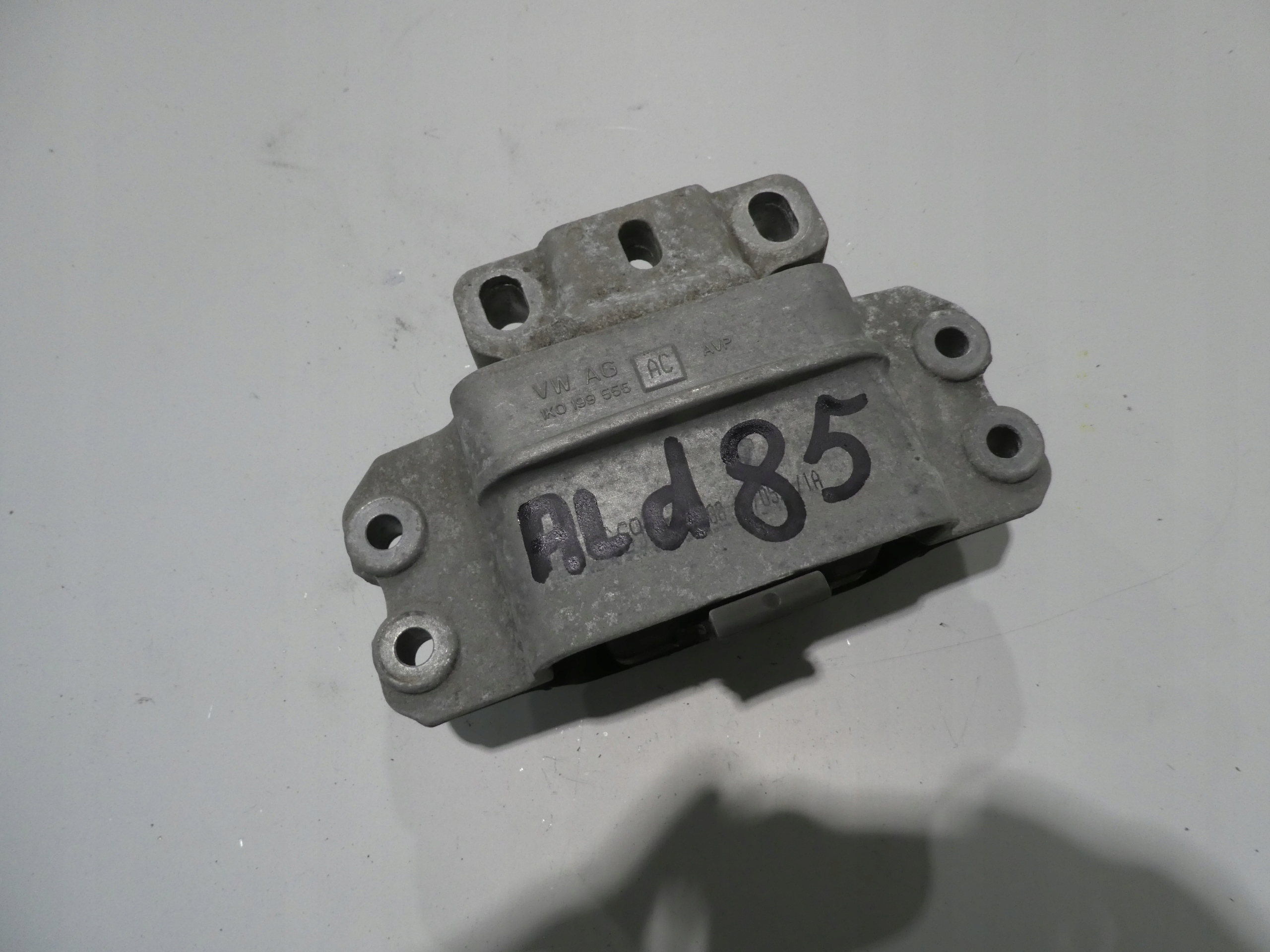 holder gearbox mounting 1K0199555AC AUDI VW SEAT