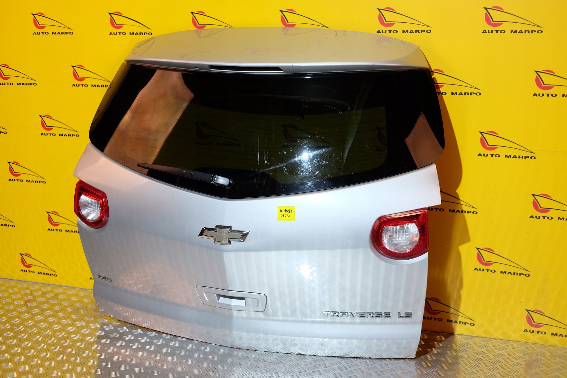 CHEVROLET TRAVERSE 2009- KLAPA TYŁ BAGAŻNIKA USA Producent części Chevrolet OE