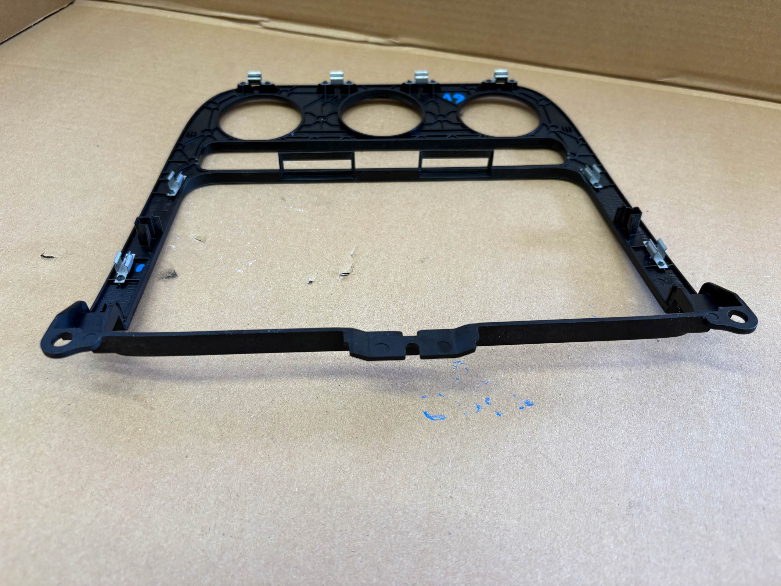 VW GOLF V frame central cover DEKOR RADIA 1K0858069J