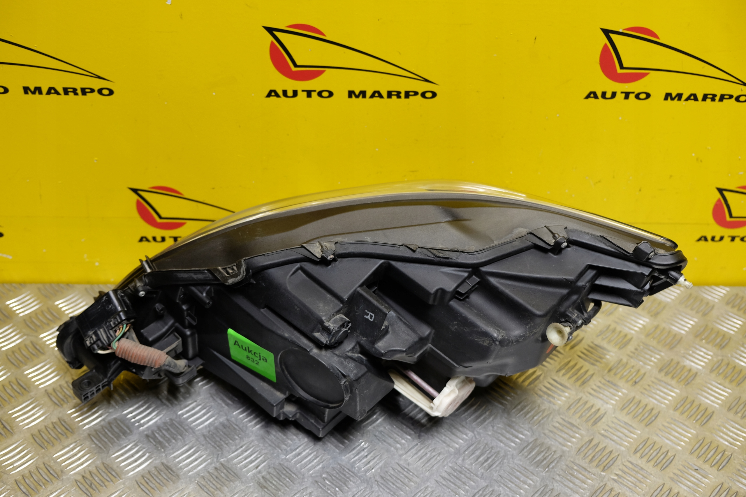 LEXUS LS LS460 2013-2017 REFLEKTOR LAMPA FULL LED R USA Rodzaj świateł mijania LED
