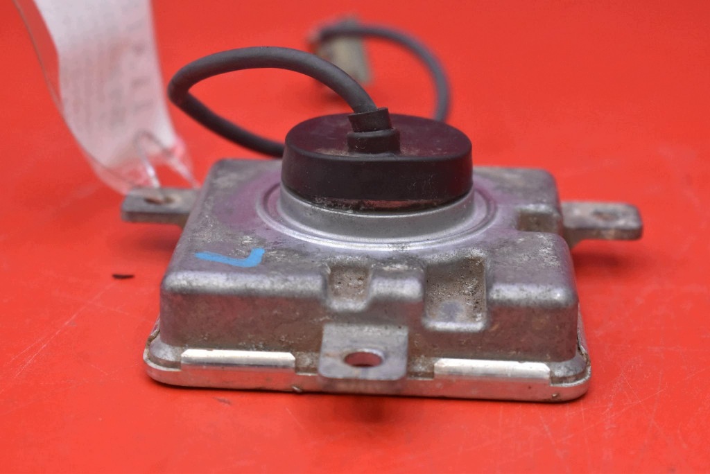 control unit XENON KSENON left D4S-D4R-2000H MITSUBISHI OUTLANDER III 12-14