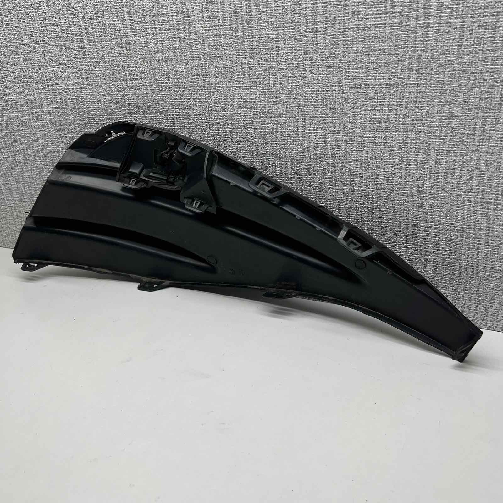 MERCEDES W214 E-class AMG 2023 grille grid of a bumper left A2148853702