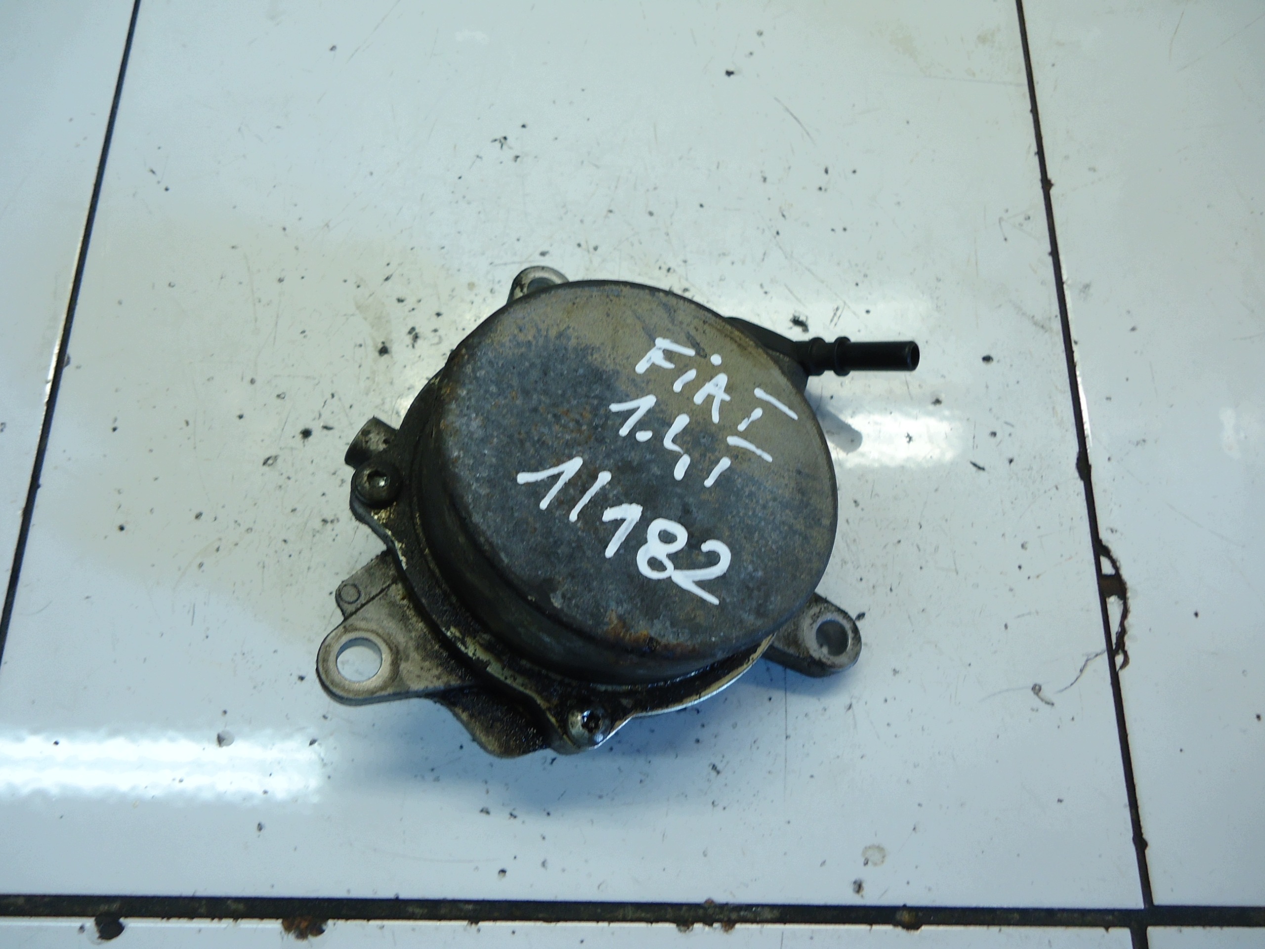 ALFA ROMEO GIULIETTA MITO 1.4T 16V pompa VACUM 55221559