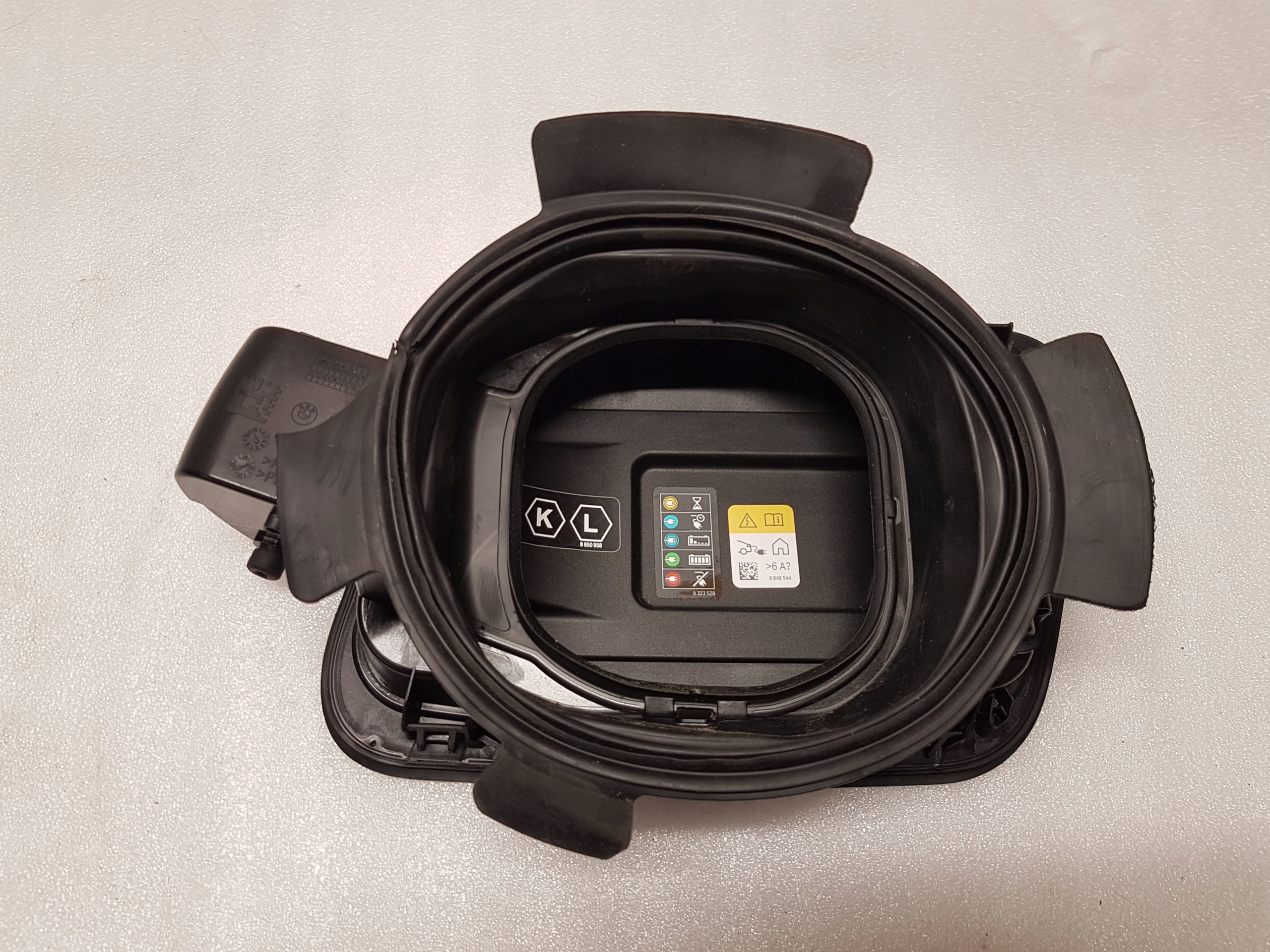 adapter LADOWANIA BMW i5 G61 5A25D62