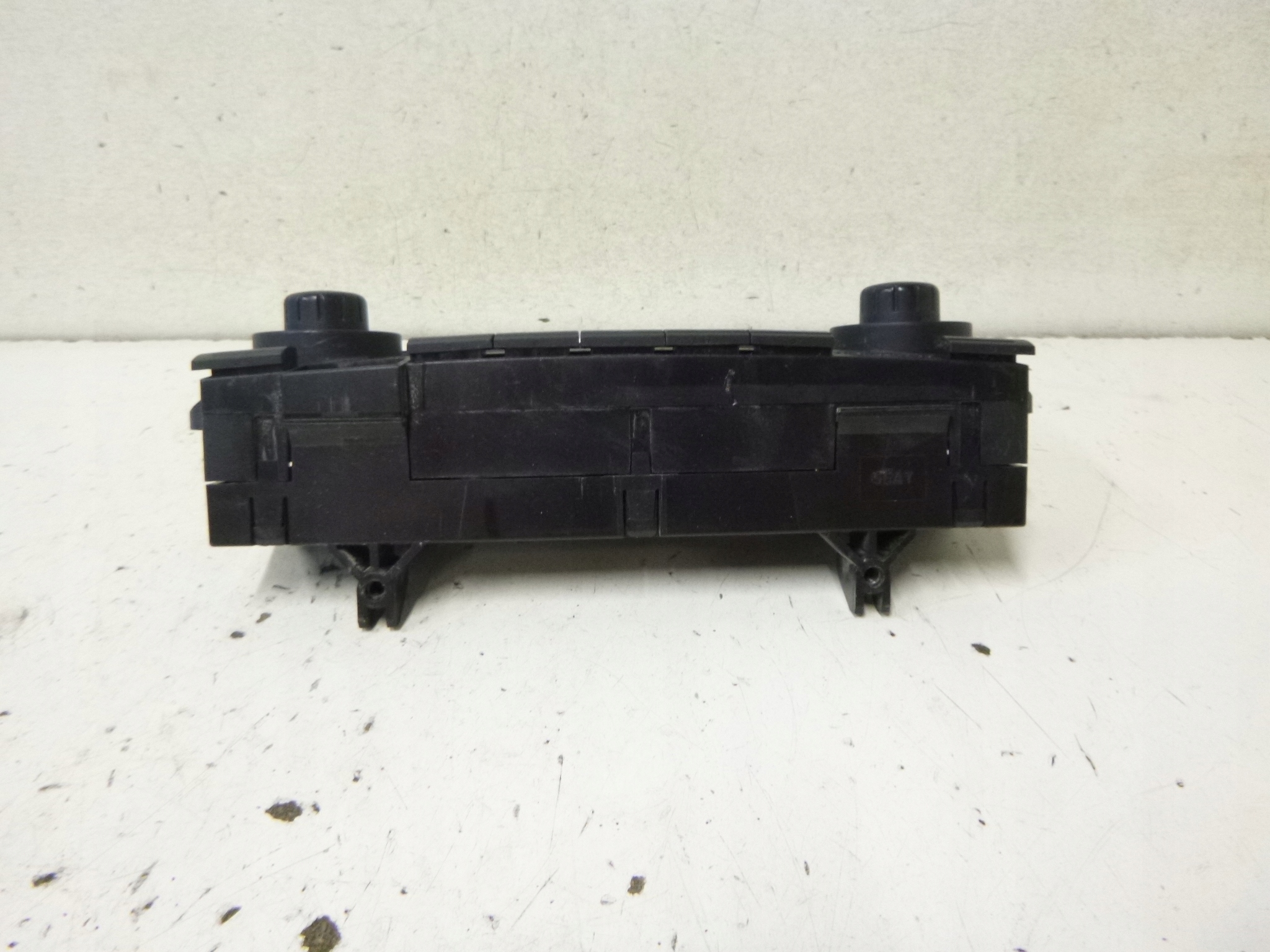 Unite commande clima Bouches buses Seat Ibiza III 2007r. 6L0820043E