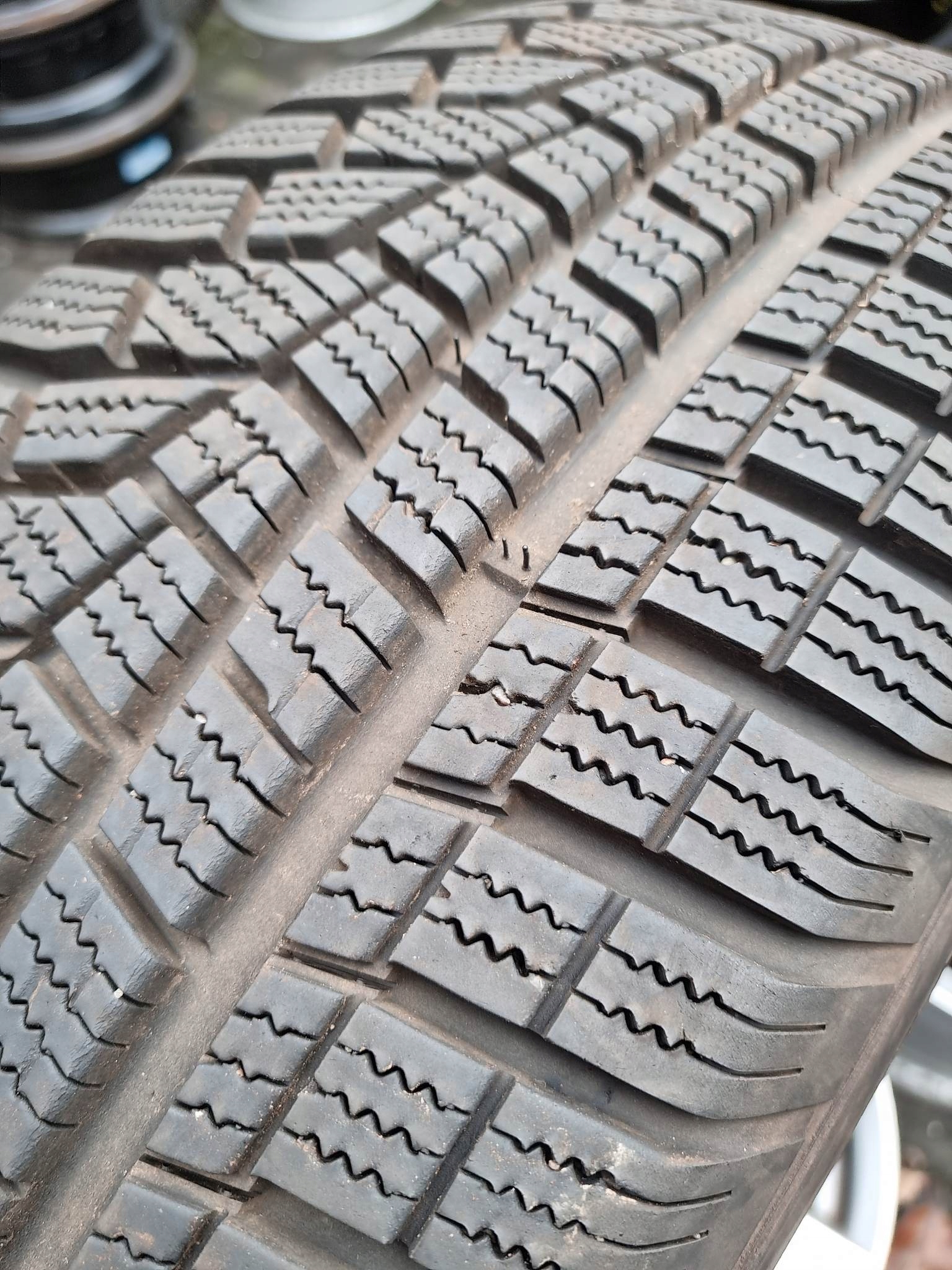 225 / 70R16 Hankook Winter і*cept evo2 позашляховик (982)