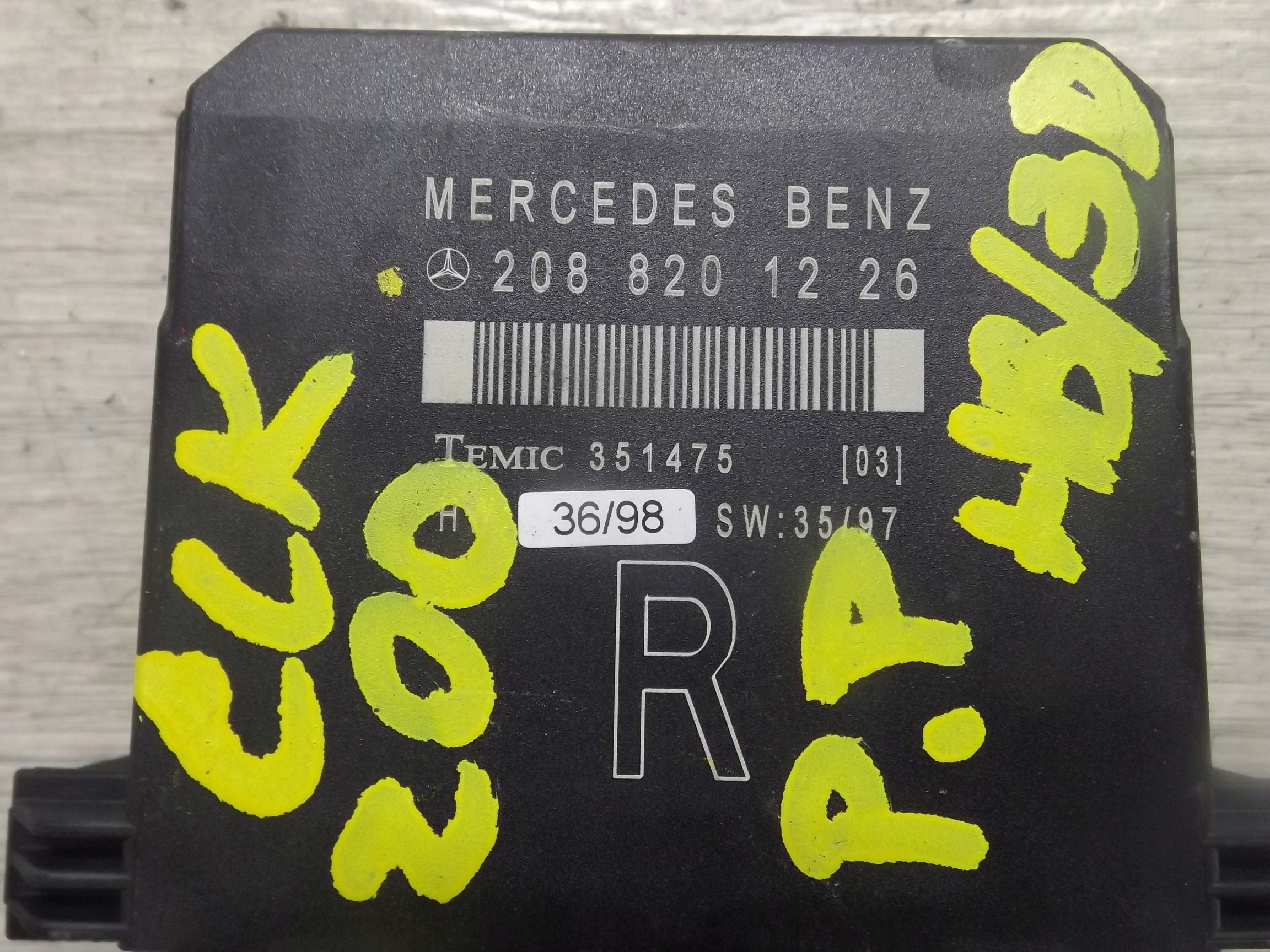 MODUŁ STEROWNIK DRZWI PRAWY PRZÓD MERCEDES CLK 200 Typ samochodu Samochody osobowe