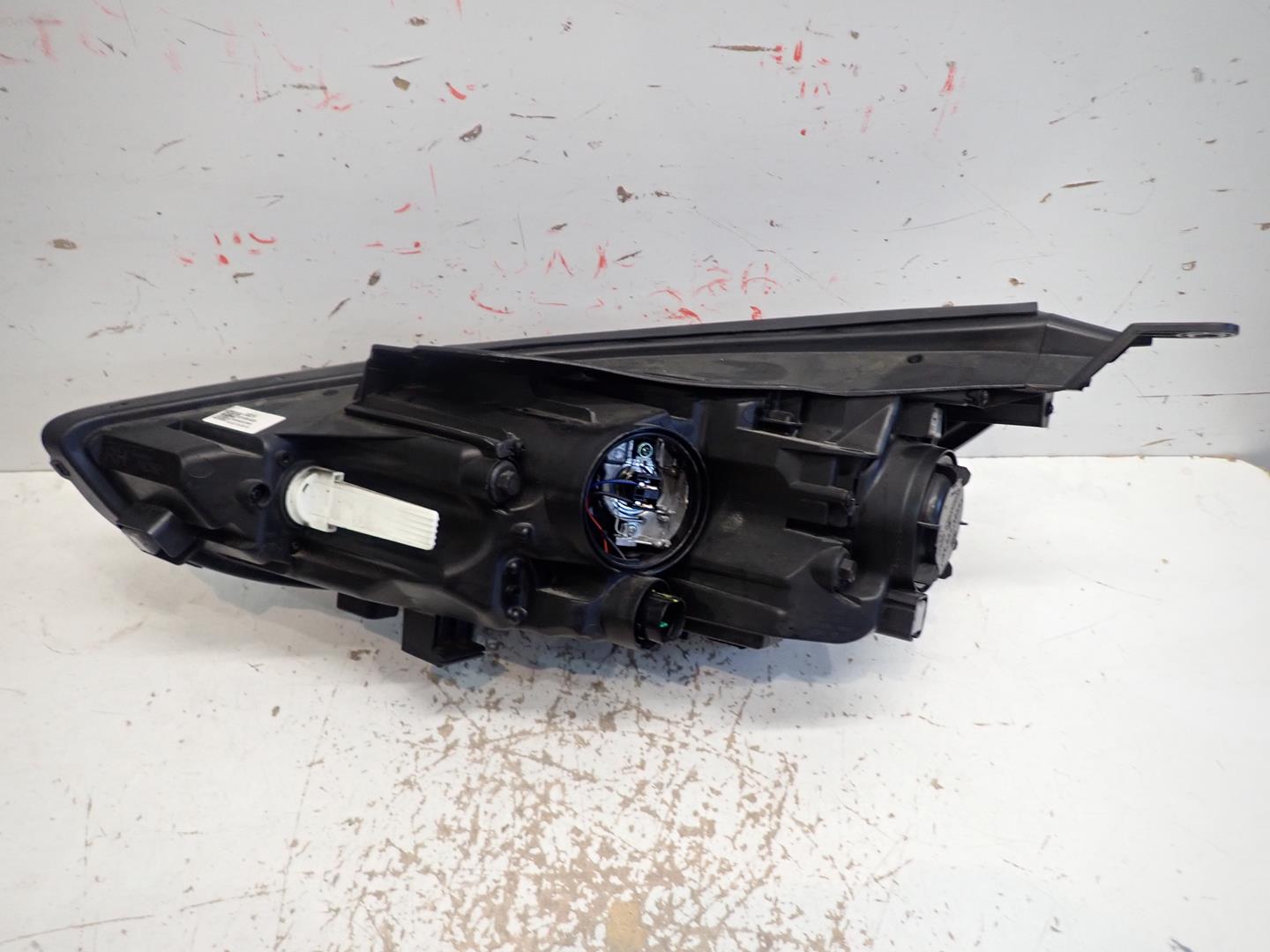 light front front right HYUNDAI I30 III 2017