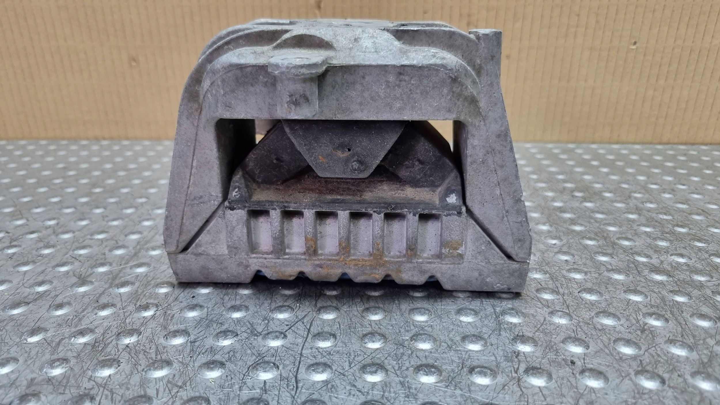 supporto Supporti motore usato 1K0199262BA VW CADDY III TOURAN e PASSAT B6 2.0TDI
