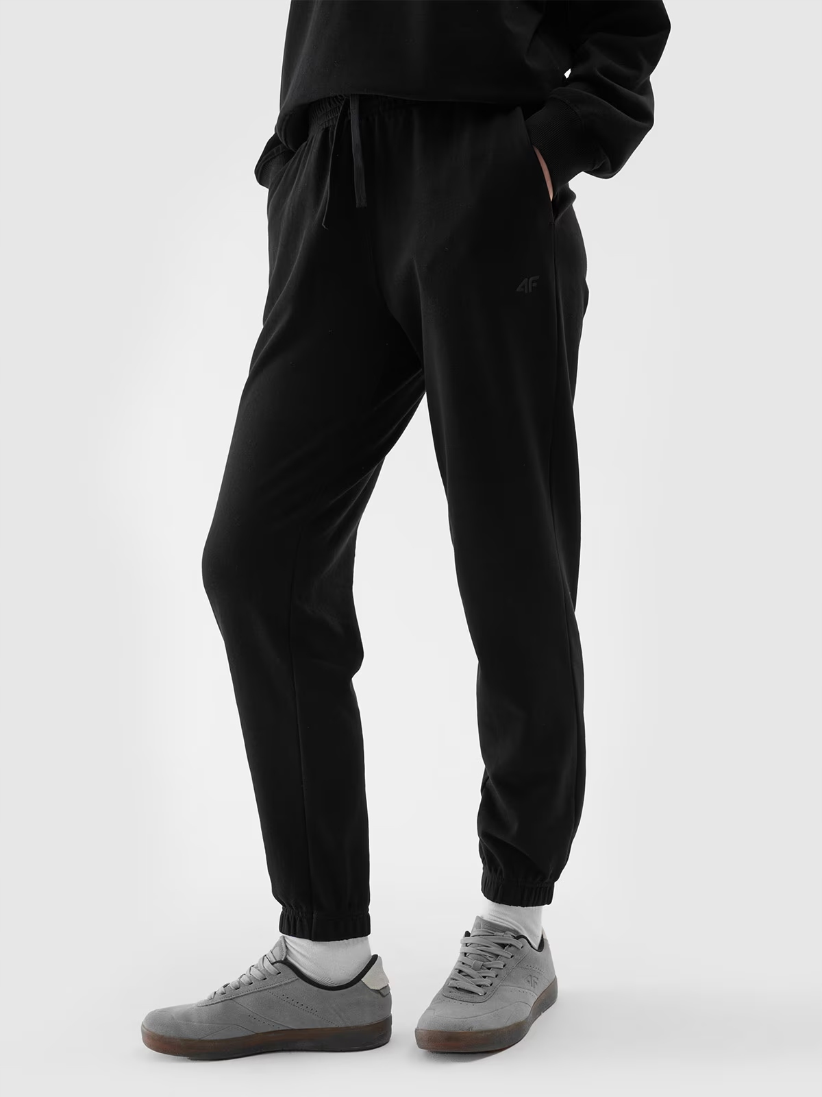 Dámské Tepláky 4F Bavlněné Joggery Černé bez vzoru velikost Xs