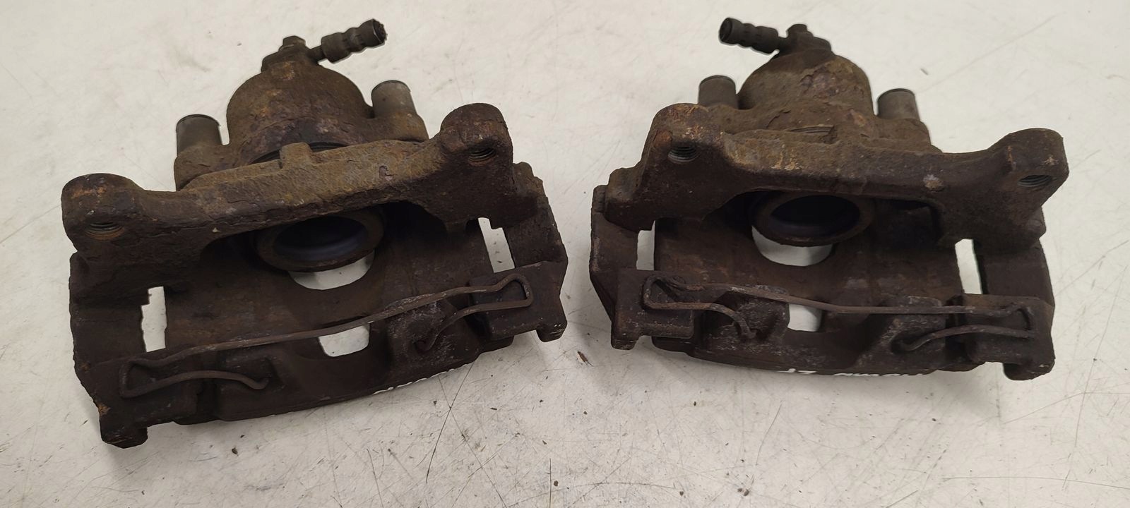 caliper front front right left VW Tiguan and 1,4 TSI BWK 4x4