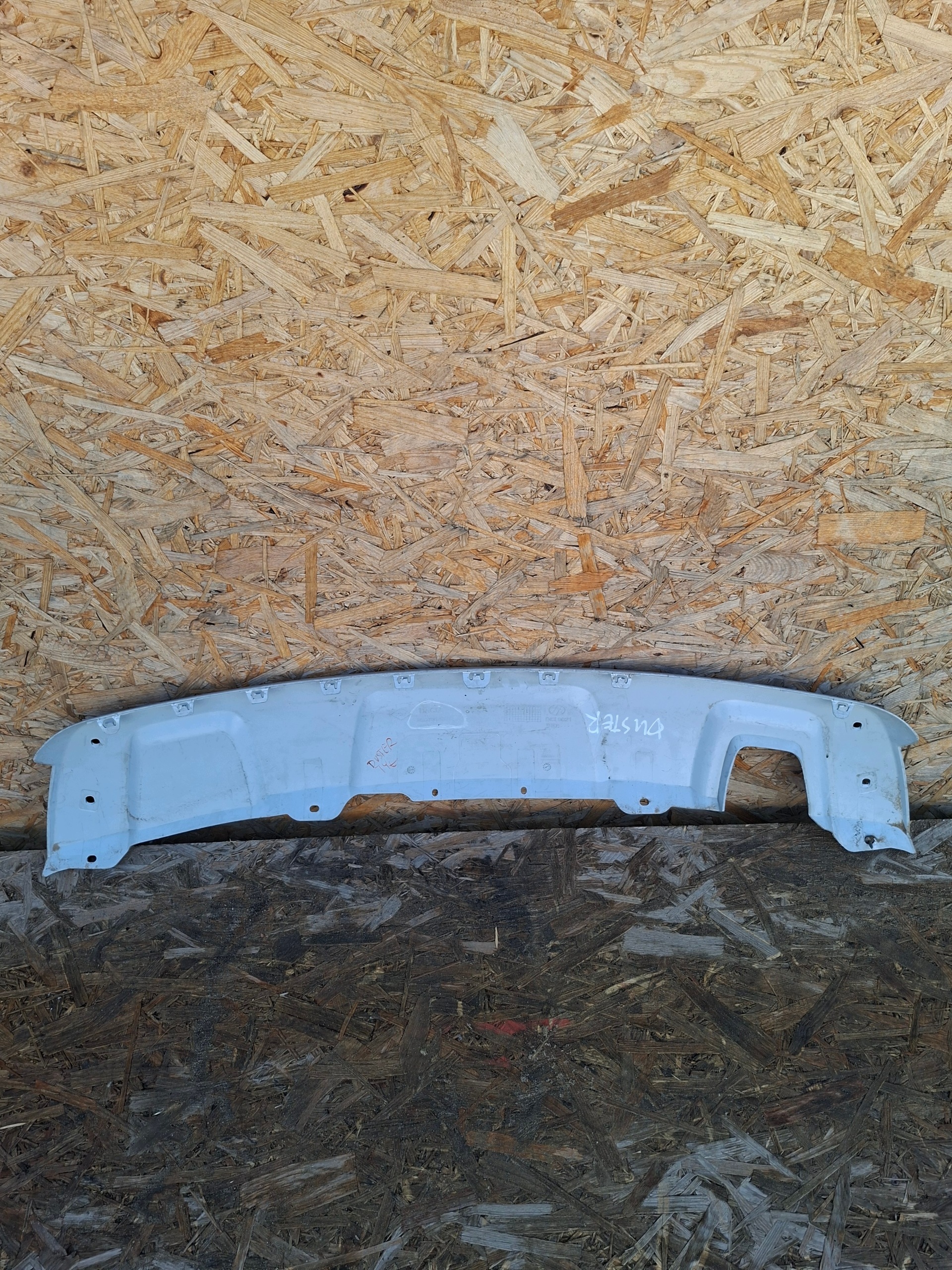 SPOILER lökhárító hátsó hátsó DACIA DUSTER 10-17 850701407R