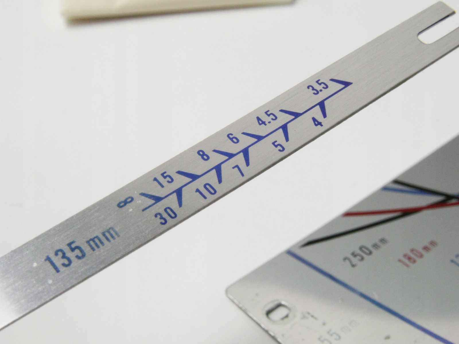 MAMIYA C33: skale odległości UNIKAT! Model Mamiya C33