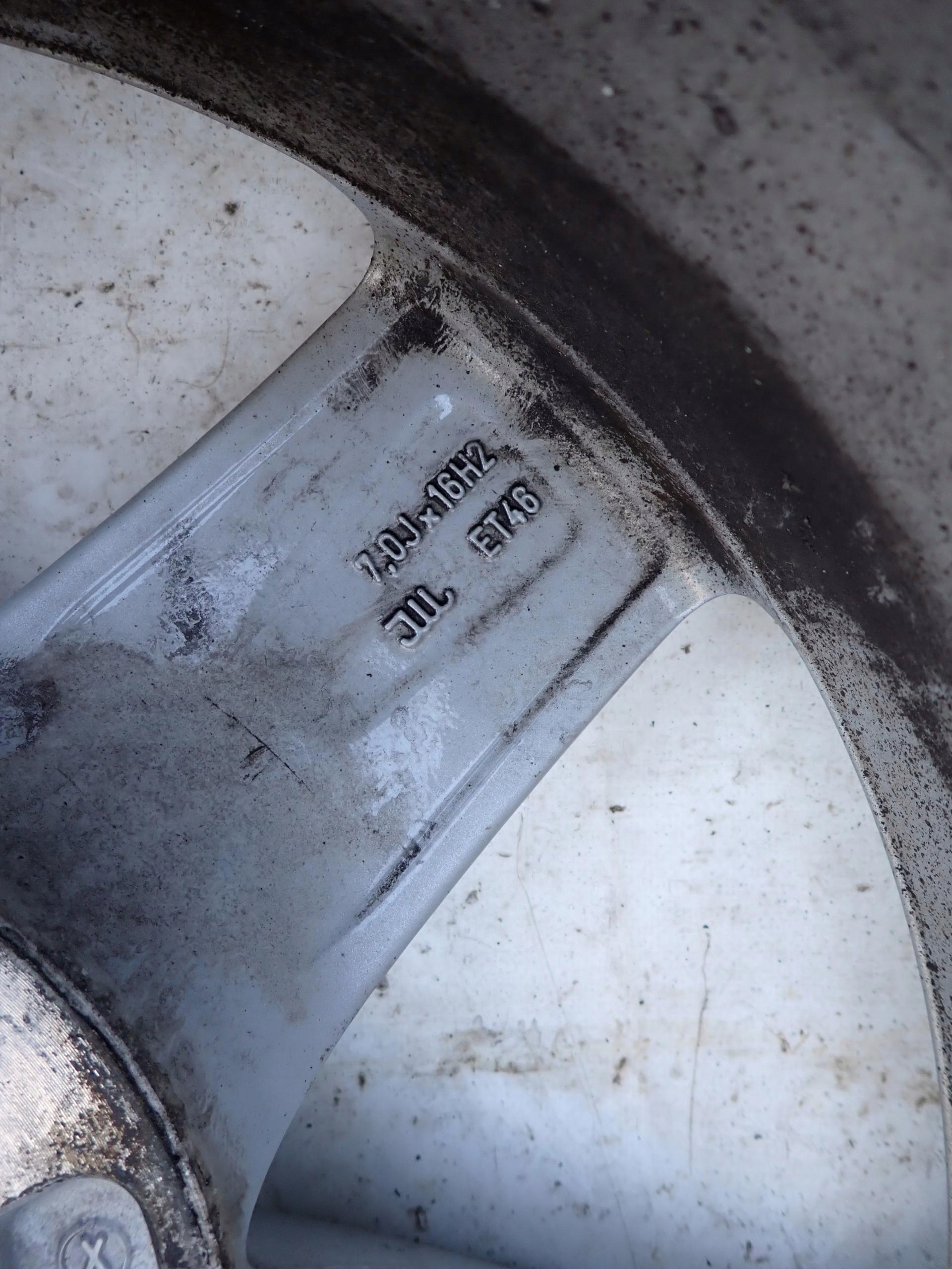 AUDI A4 B8 disk 7Jx16 16" ET46 8K0071496