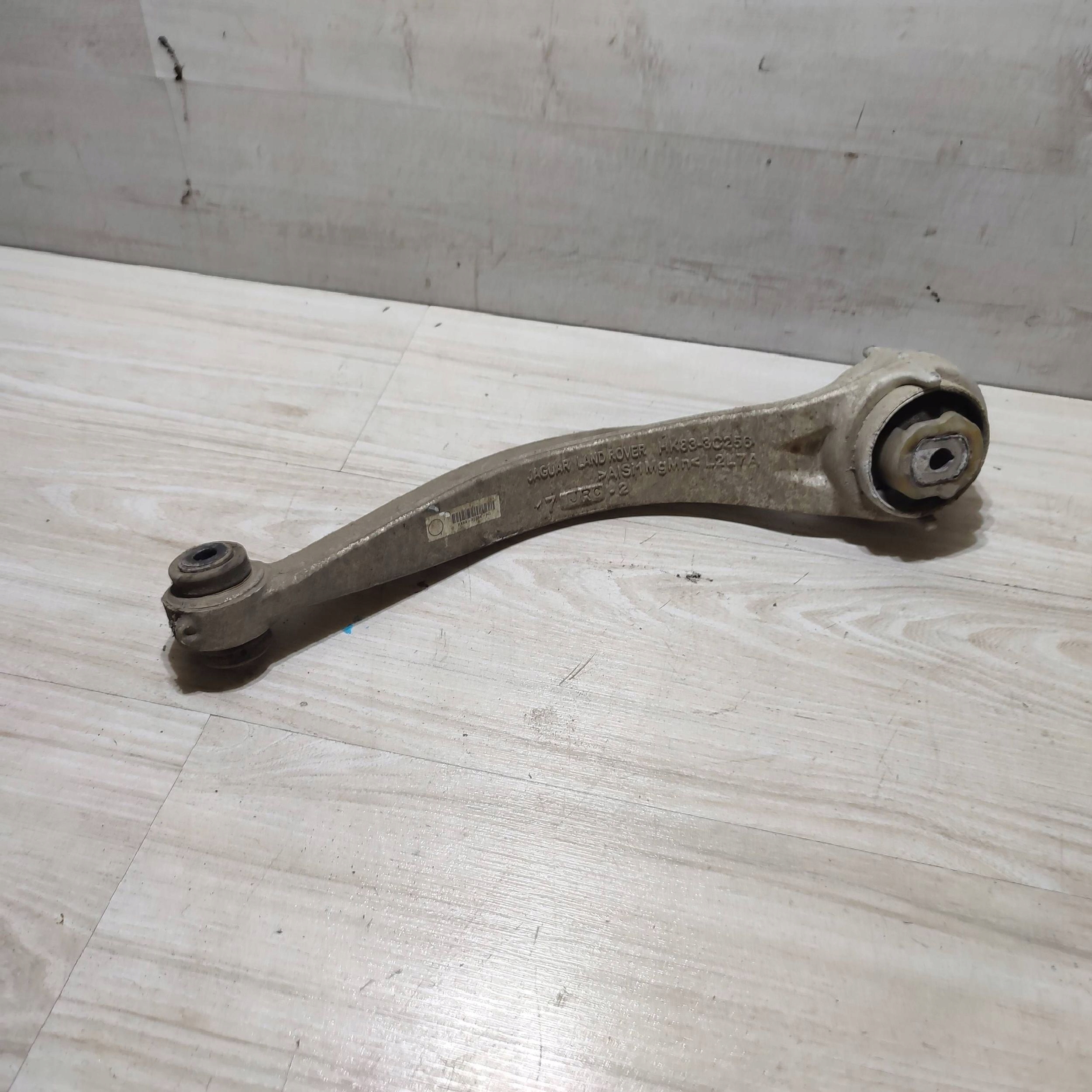 arm front lower front side right Jaguar F-Pace HK833C256AD