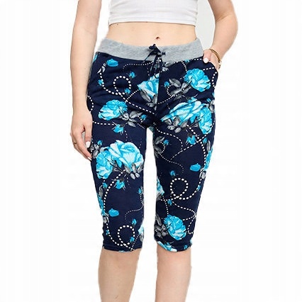 

HK86071 Navy Spodenki 3/4 W Kwiaty XXL-44