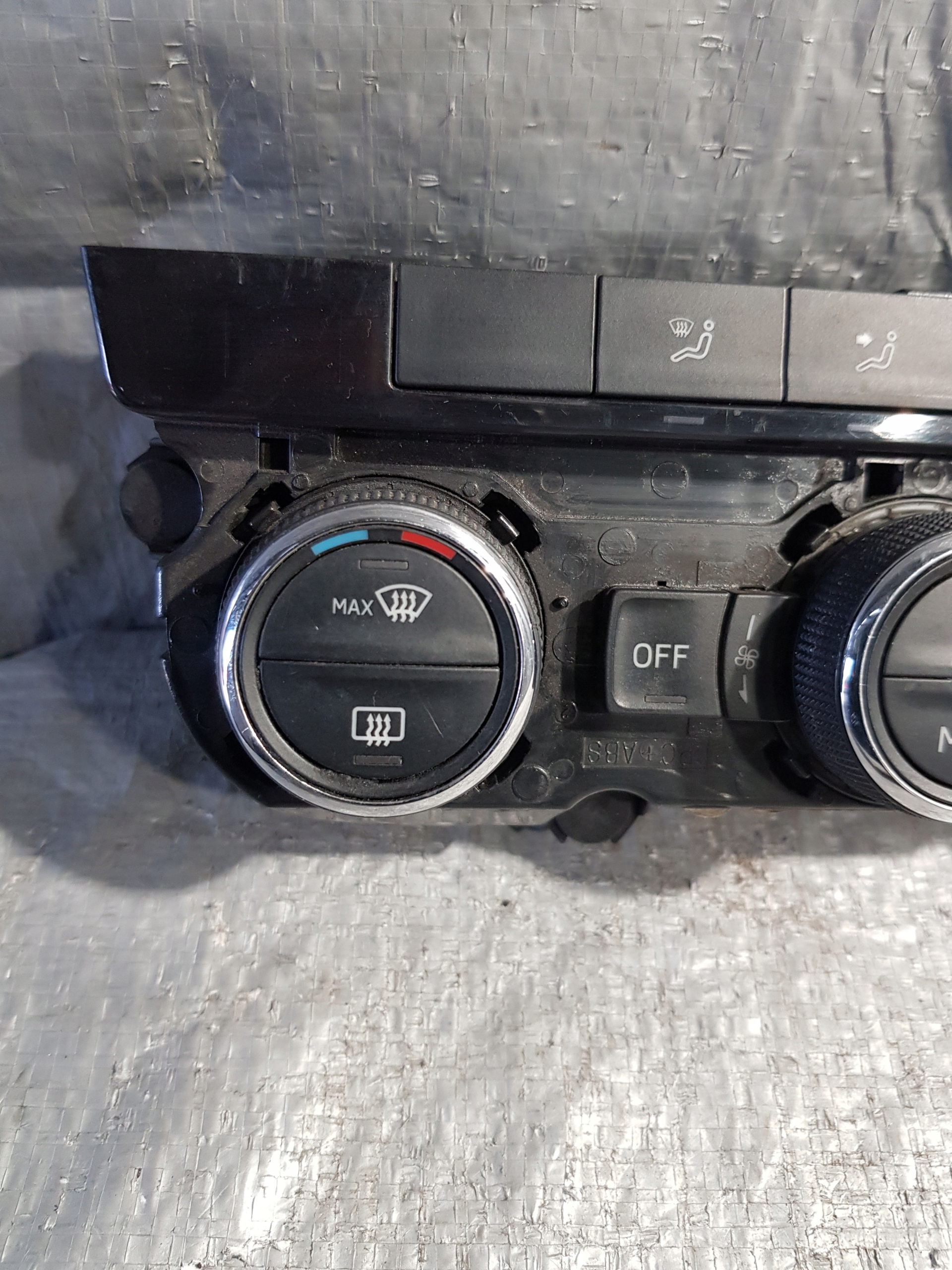 PANEL of the air conditioning OCTAVIA 3 III 5E0907044Q